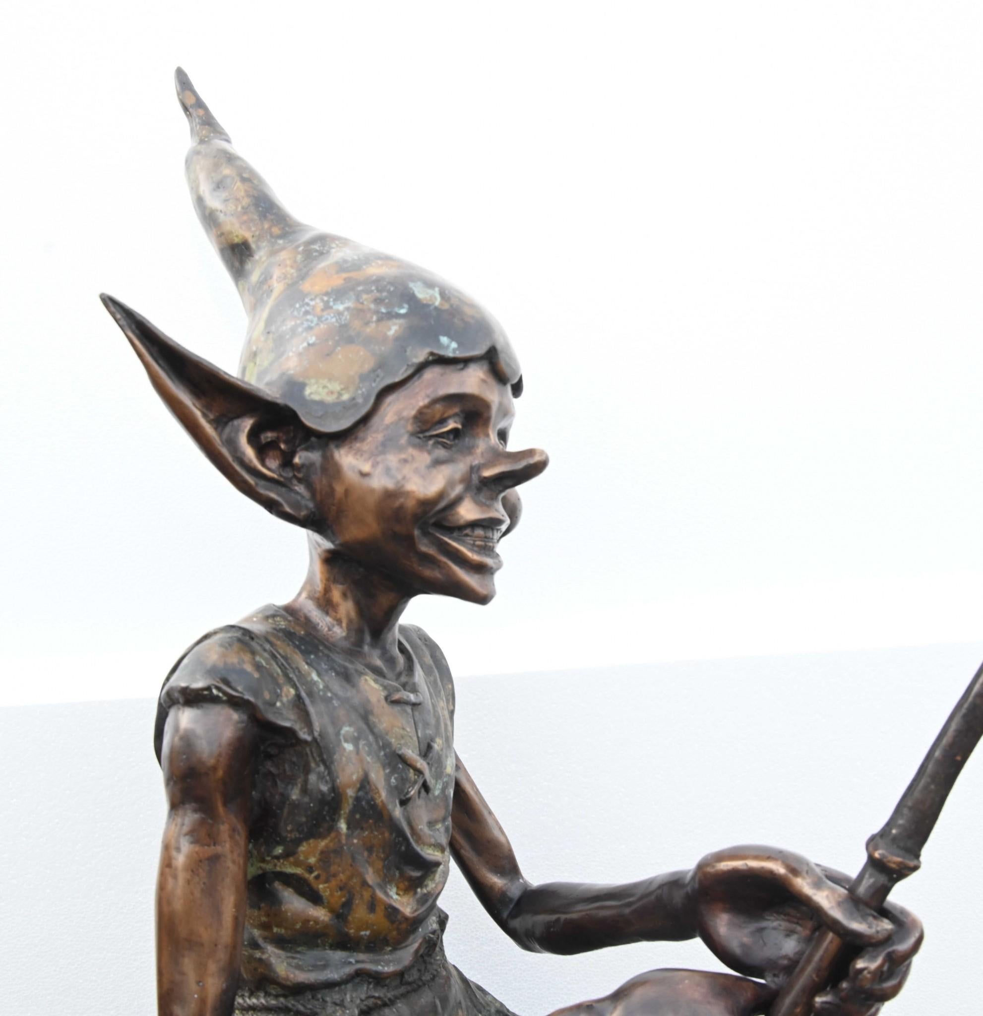 Statua di pesca Fairey in bronzo Elph Folletto Fungo Fuso in vendita 1