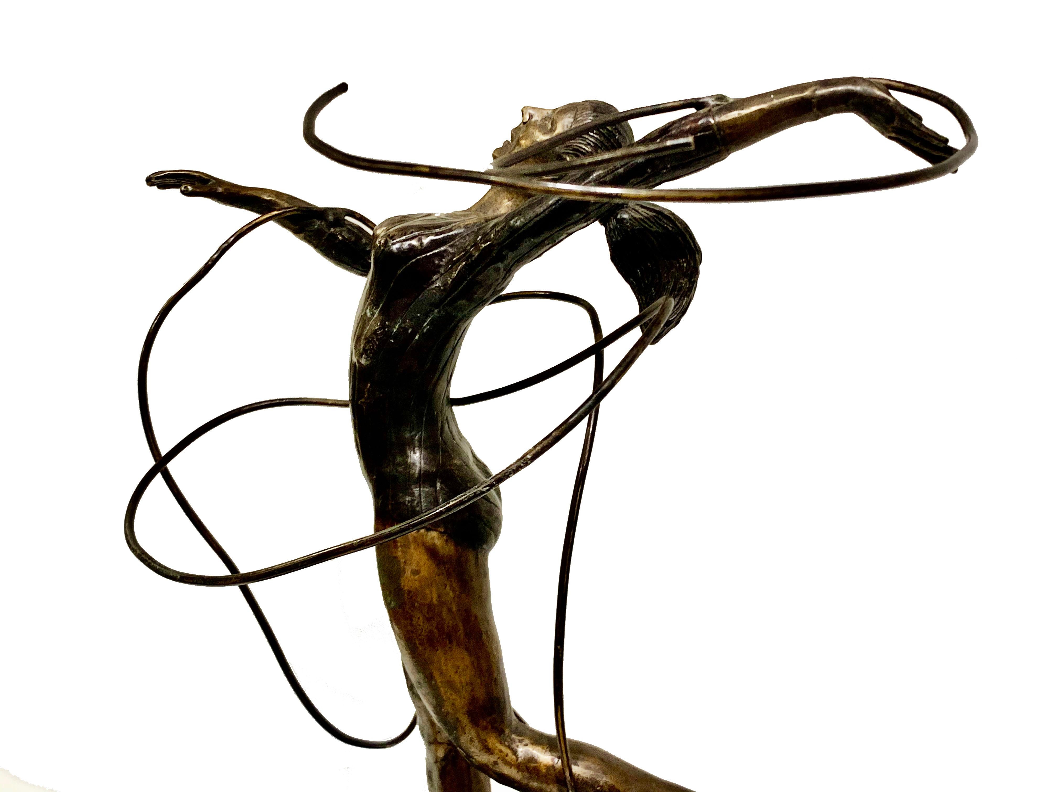 Bronze-Skulptur einer weiblichen Tänzerin im Angebot 1