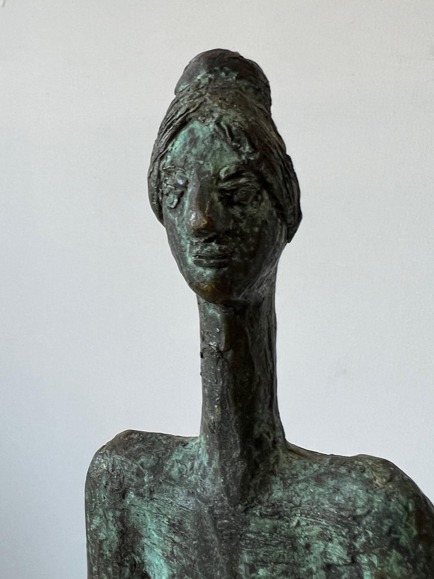 Figure féminine en bronze d'Anne Van Kleeck, années 1960 en vente 1