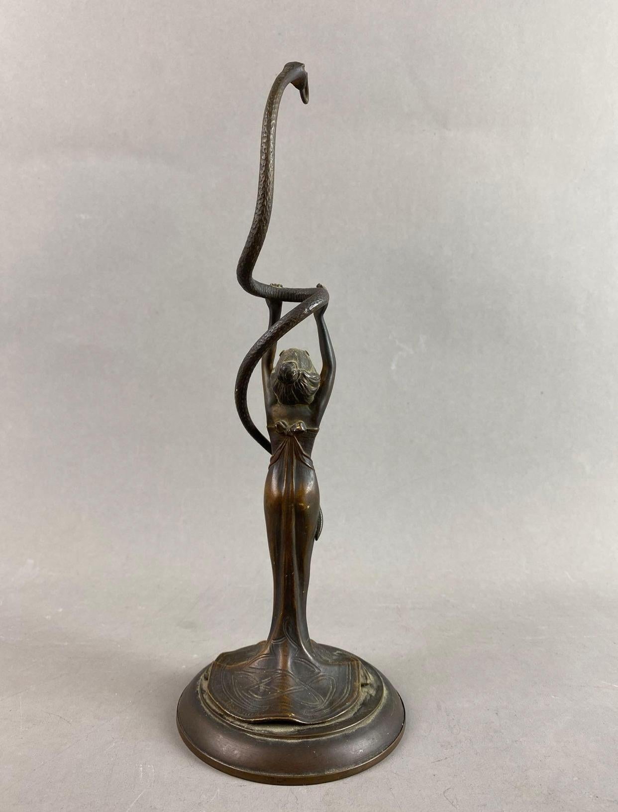 Bronze-Schlangen Tänzerin aus Bronze nach Franz Bergman (Art déco) im Angebot