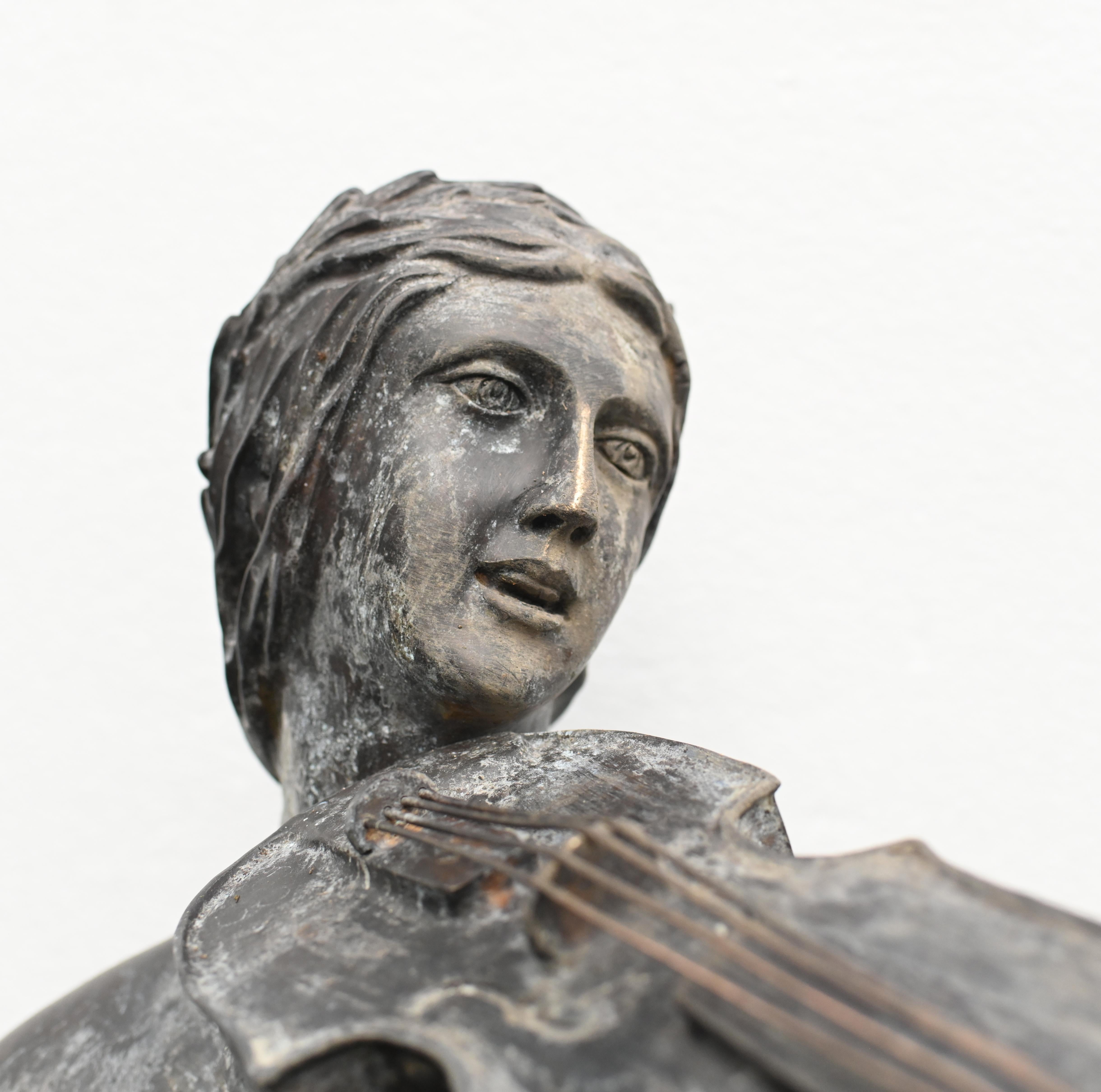 Bronze Female Violinist Statue Roman Maiden Garden Art Violinist In Good Condition For Sale In Potters Bar, GB