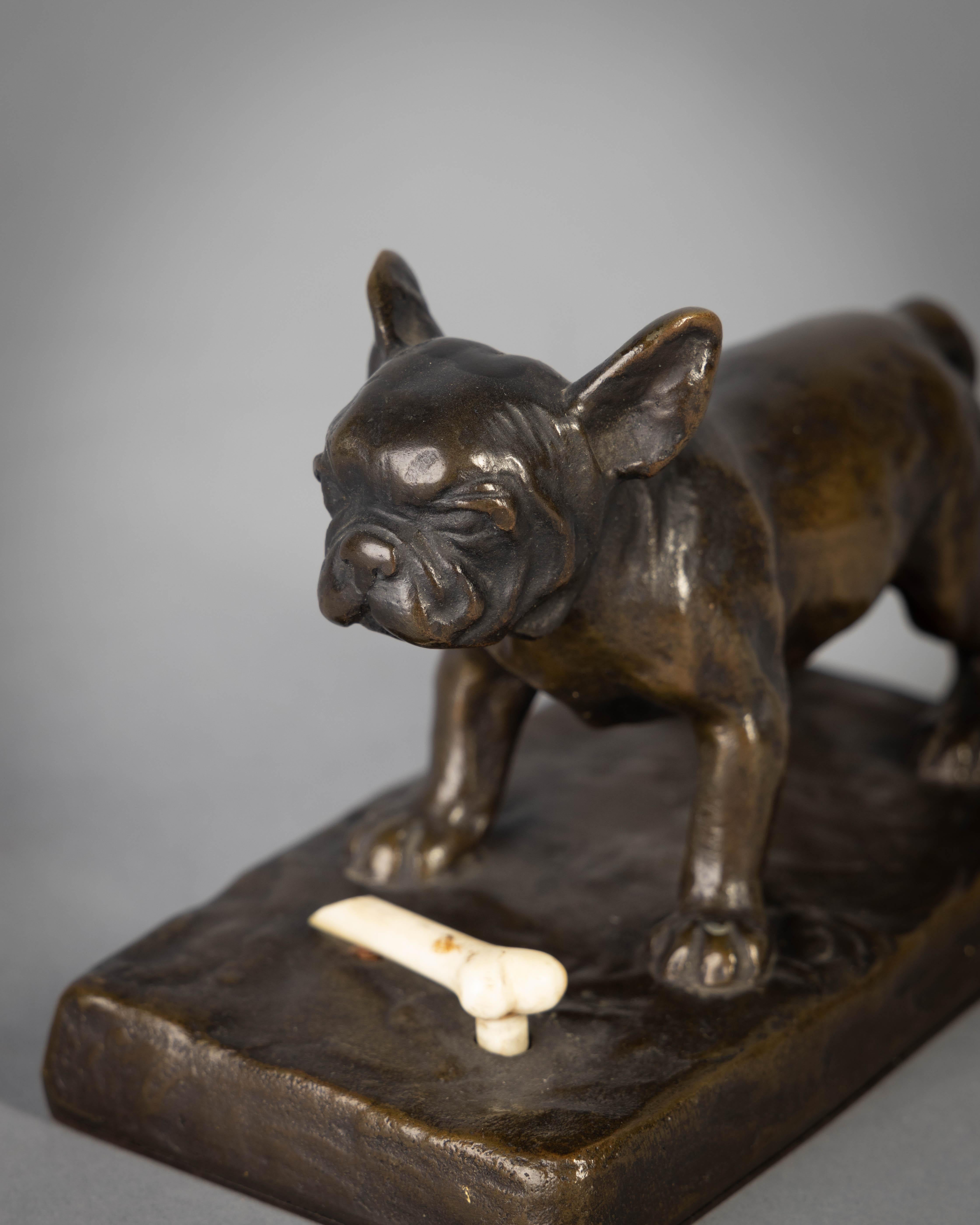 Austriaco Figura di bronzo di un bulldog, di Friedrich Gornik in vendita