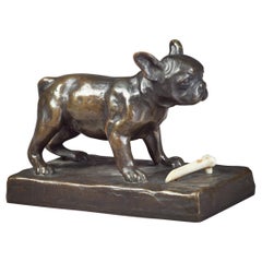 Bronzefigur einer Bulldogge, von Friedrich Gornik