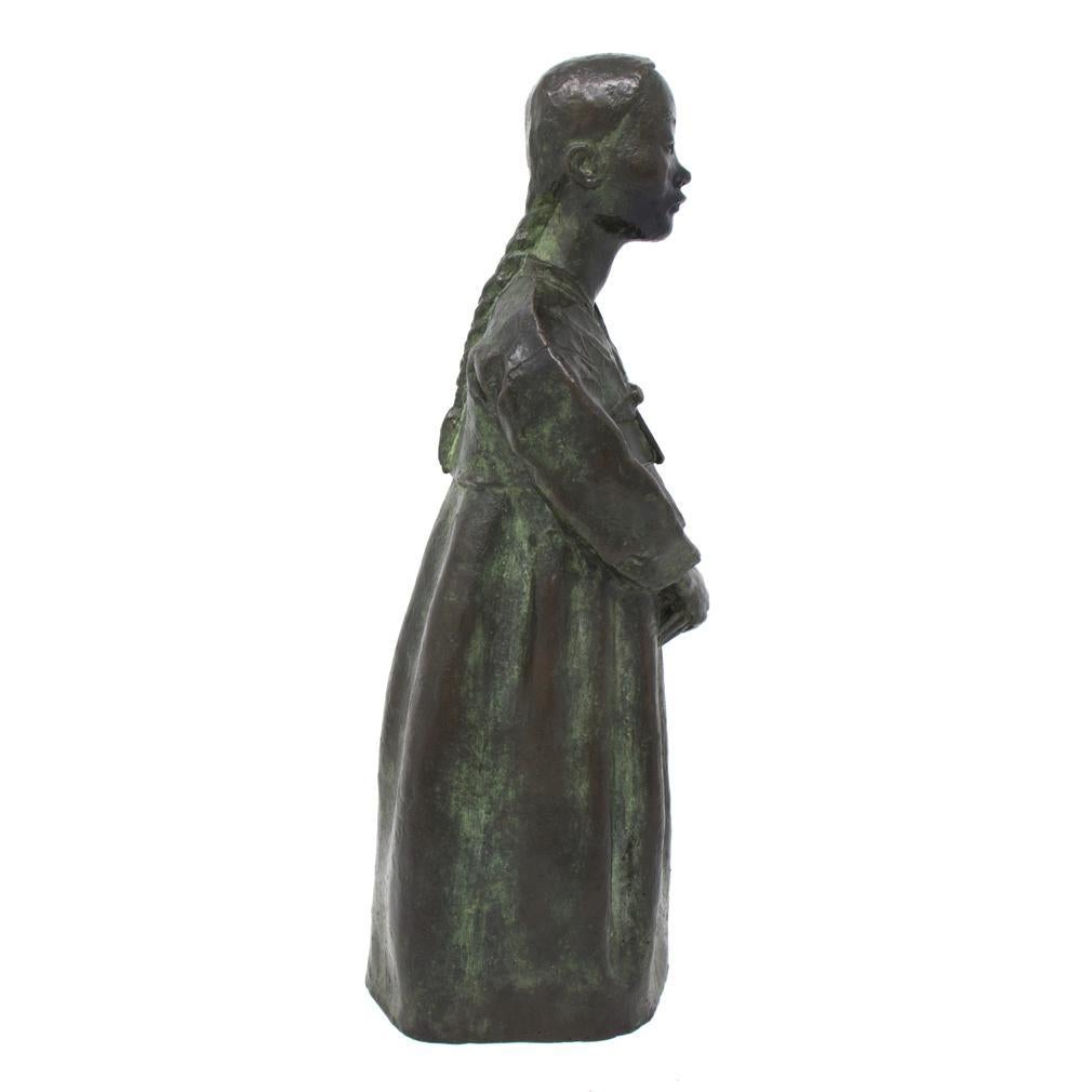 Mid-20th Century Bronze Figure of a Korean Girl by Eudald Serra i Güell, circa 1940. For Sale