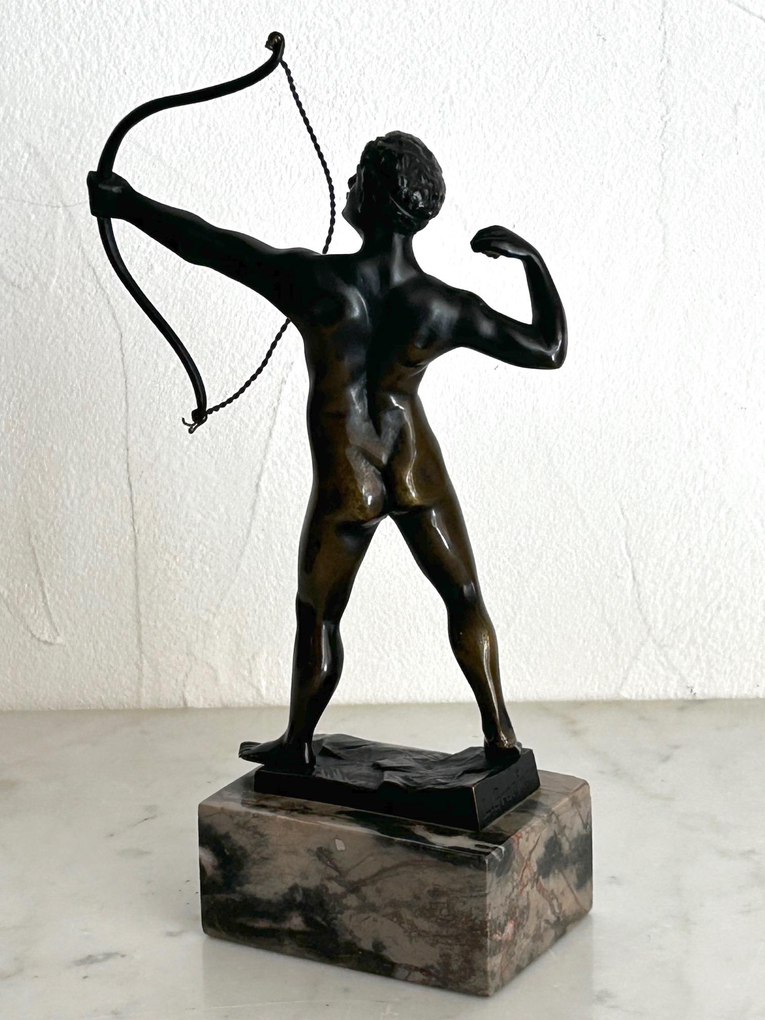 Allemand Figure d'archer de Ludwig Graefner du début du 20e siècle en vente
