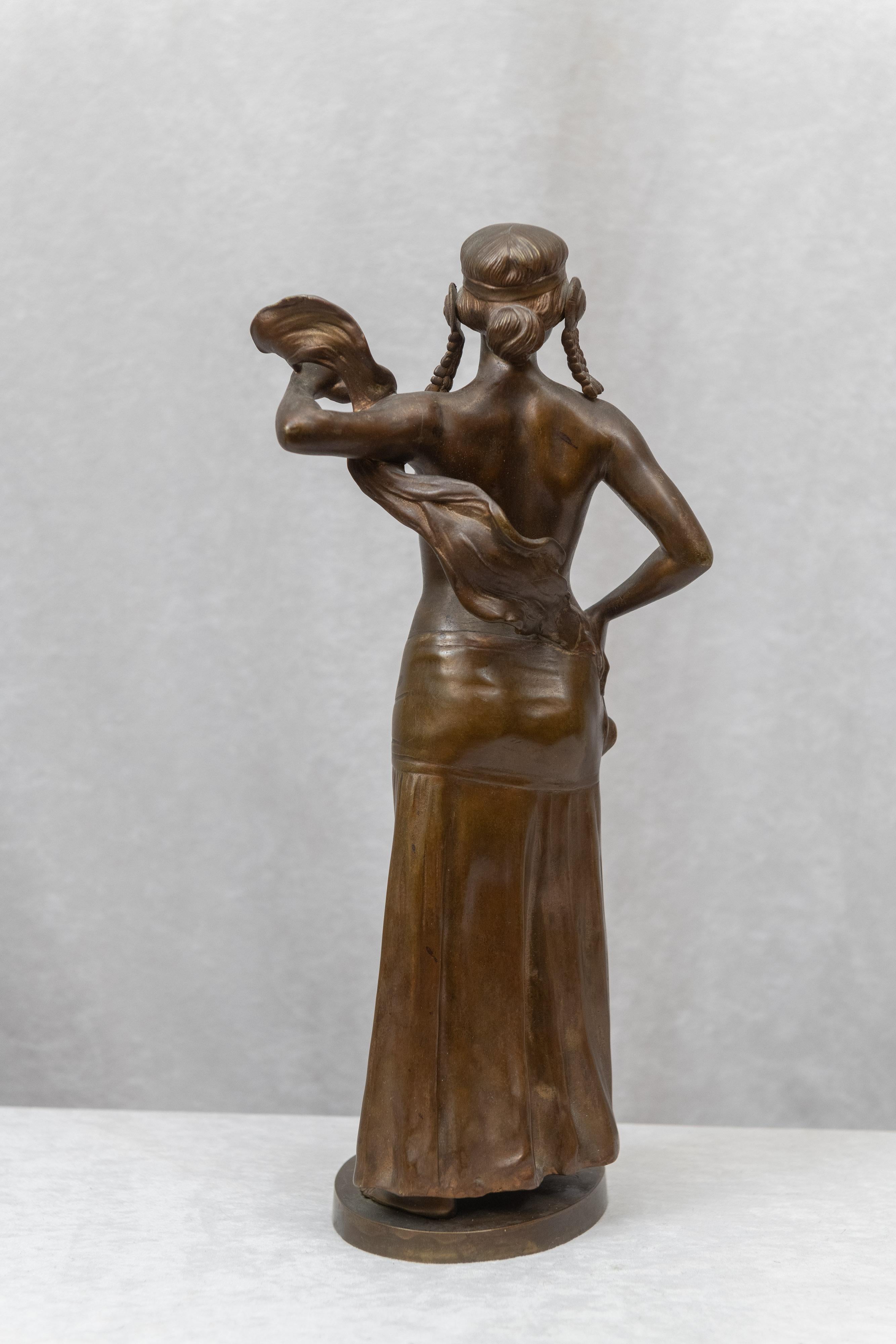 Early 20th Century Bronze Figure of an Art Nouveau Maiden Artist Signed 