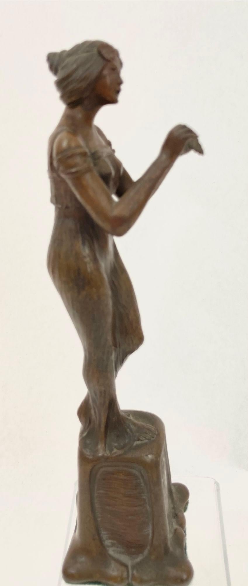 Figure en bronze d'une jeune femme Art Nouveau circa 1900 Bon état - En vente à North Hollywood, CA