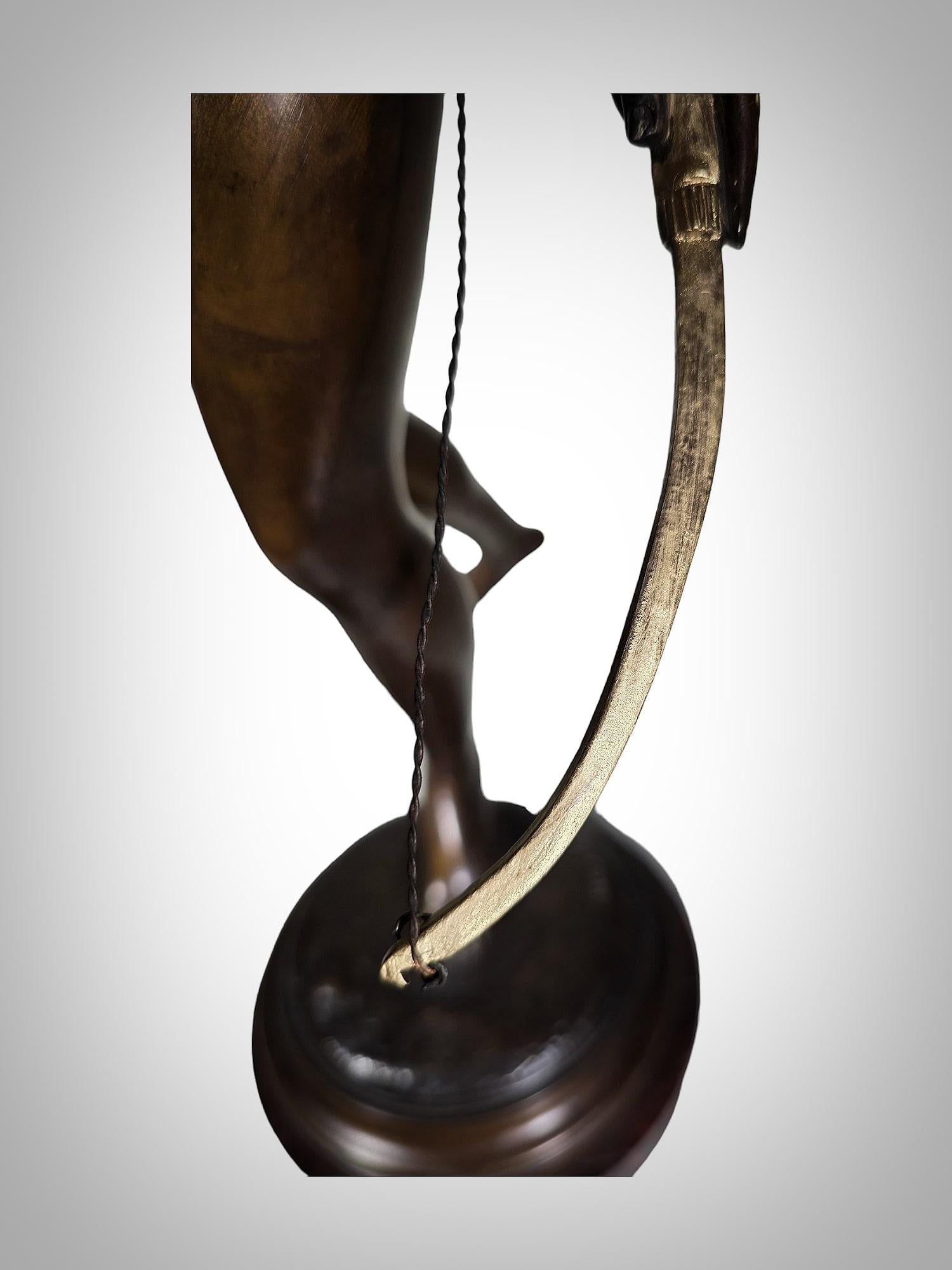 Bronzefigur der Jägerin Diana aus der Bronze, nach Houdon 65 CM im Zustand „Gut“ im Angebot in Madrid, ES