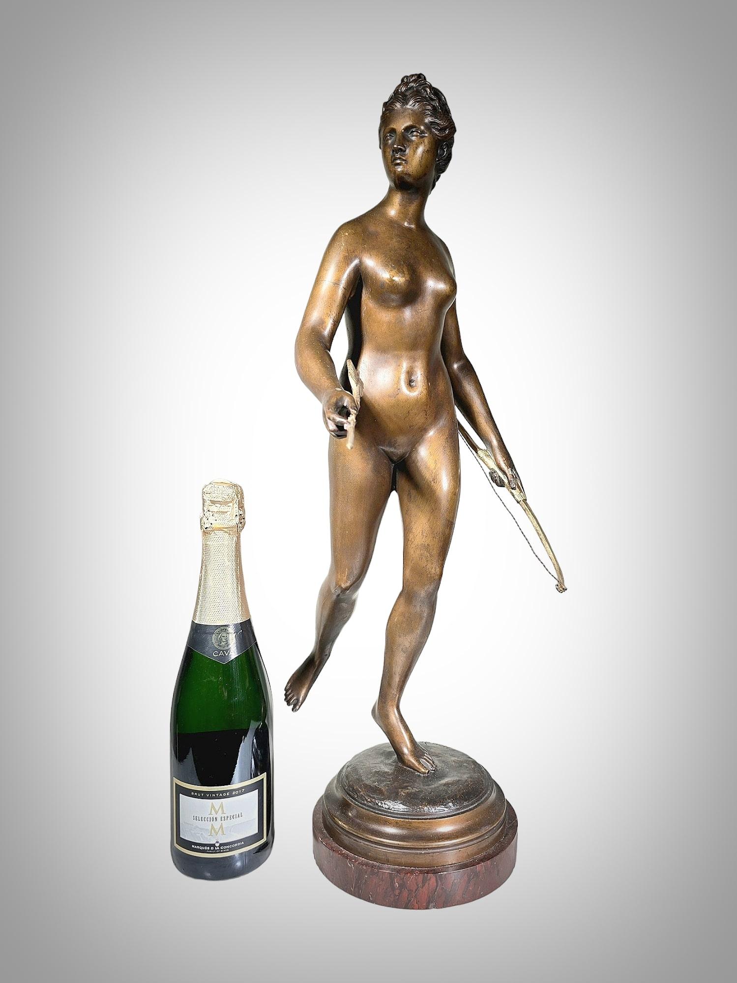 Bronzefigur der Jägerin Diana aus der Bronze, nach Houdon 65 CM (Spätes 19. Jahrhundert) im Angebot