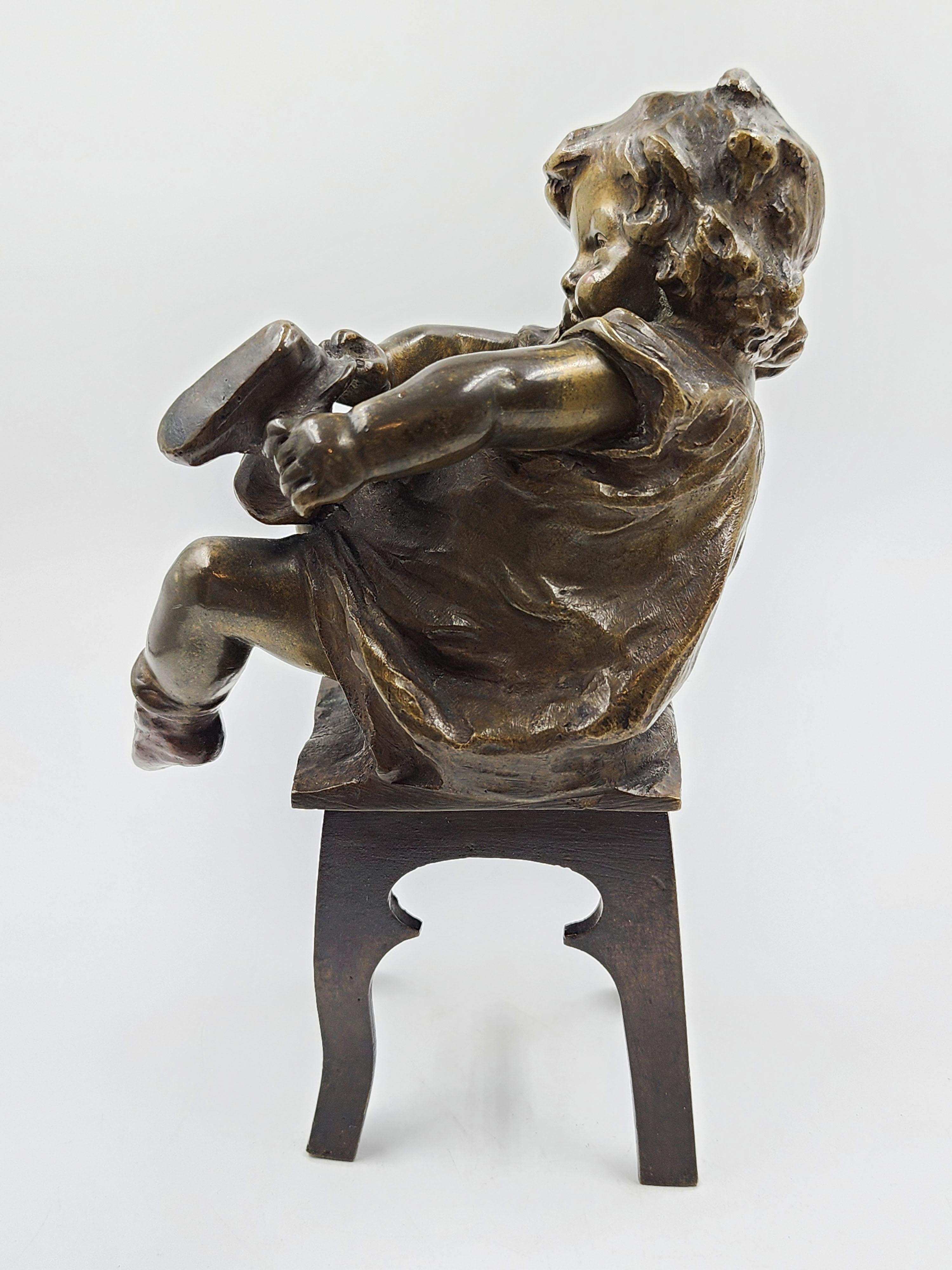 Fatto a mano Figura di ragazza in bronzo di Juan Clara Ayats in vendita