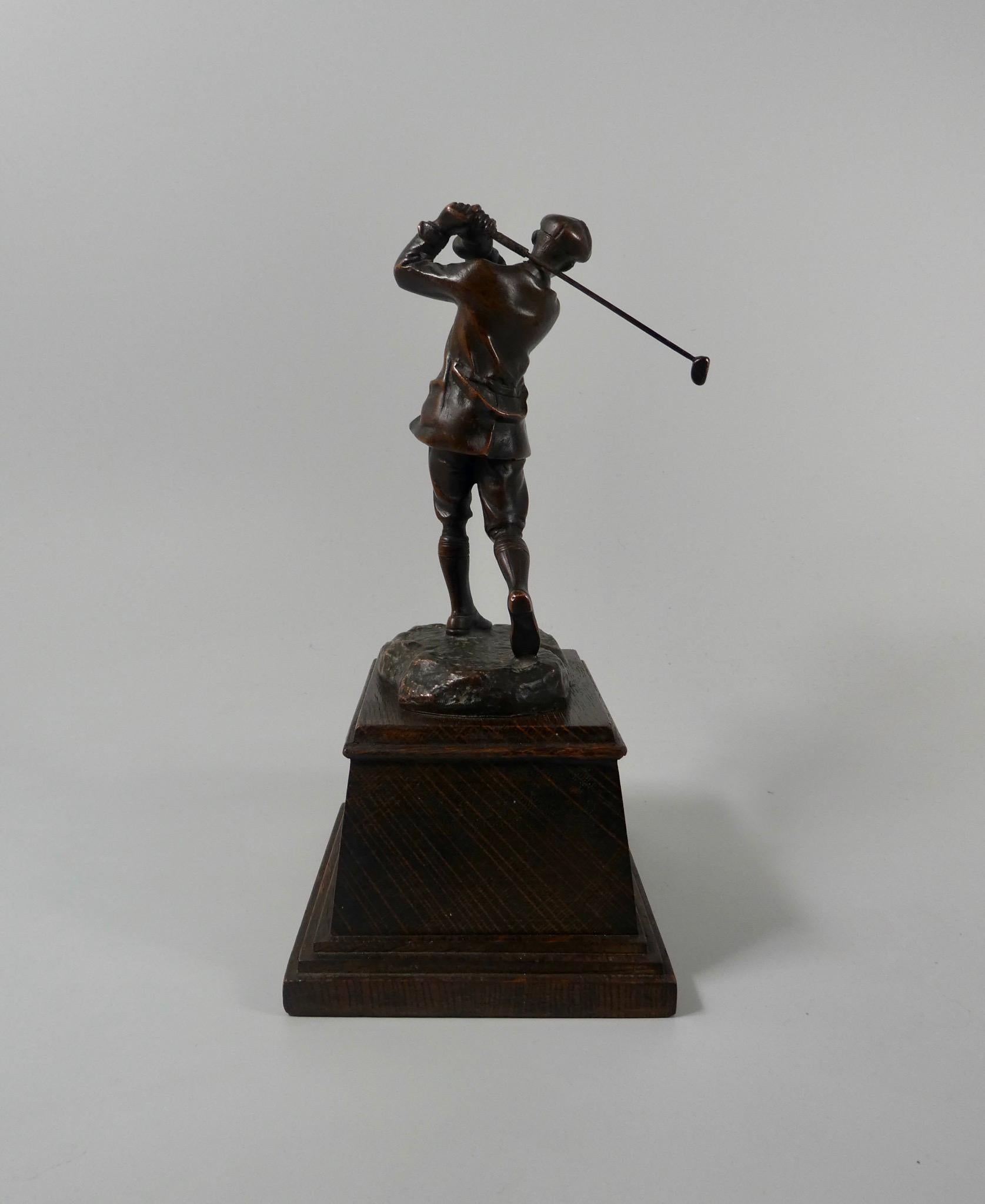 Bronze figure of Harry Vardon, by Hal Ludlow, circa 1920 In Good Condition In Gargrave, North Yorkshire