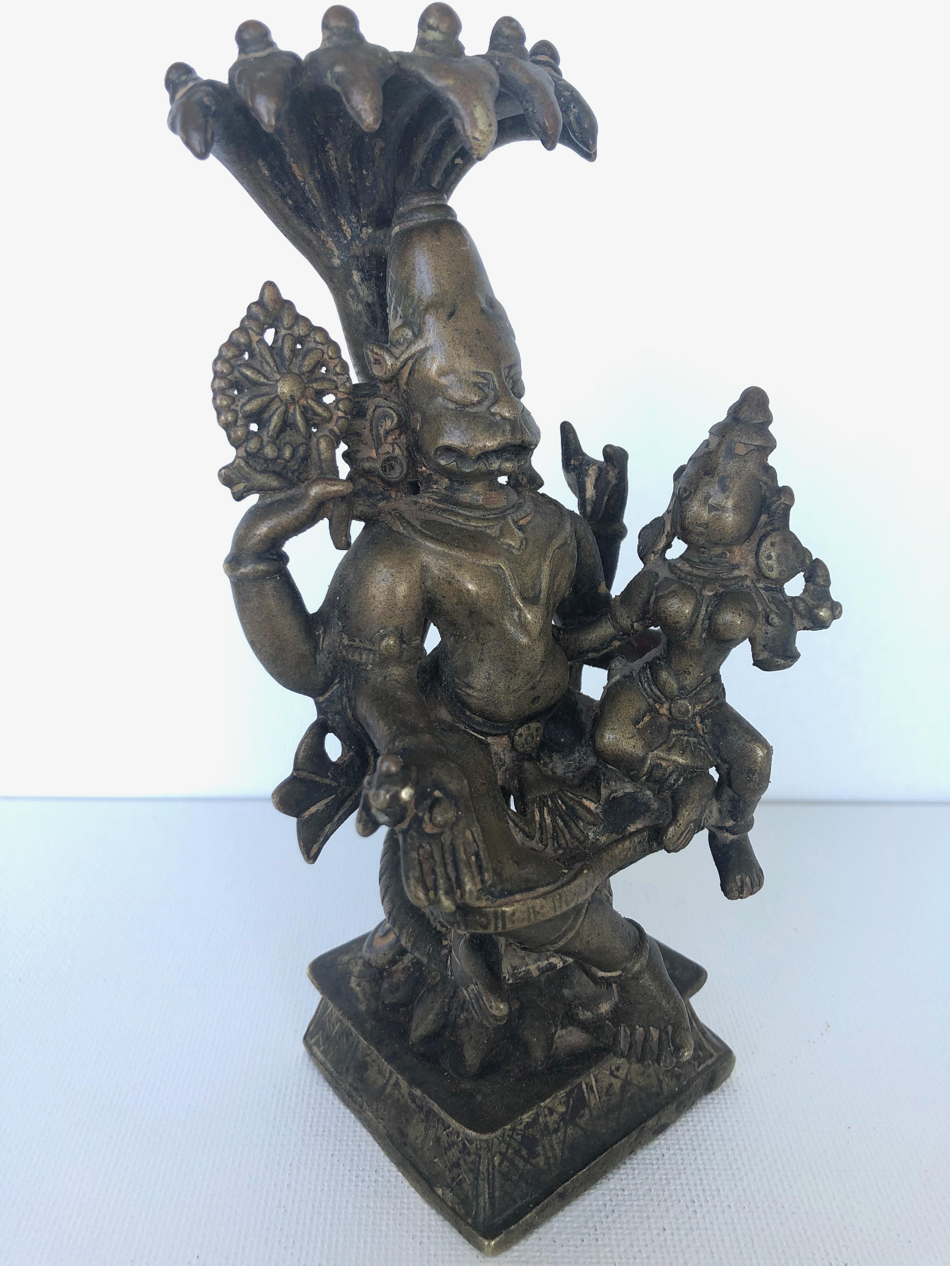 Tribal Statuette en bronze de Narasimha, Inde du Sud, XVIe-XVIIe siècle en vente