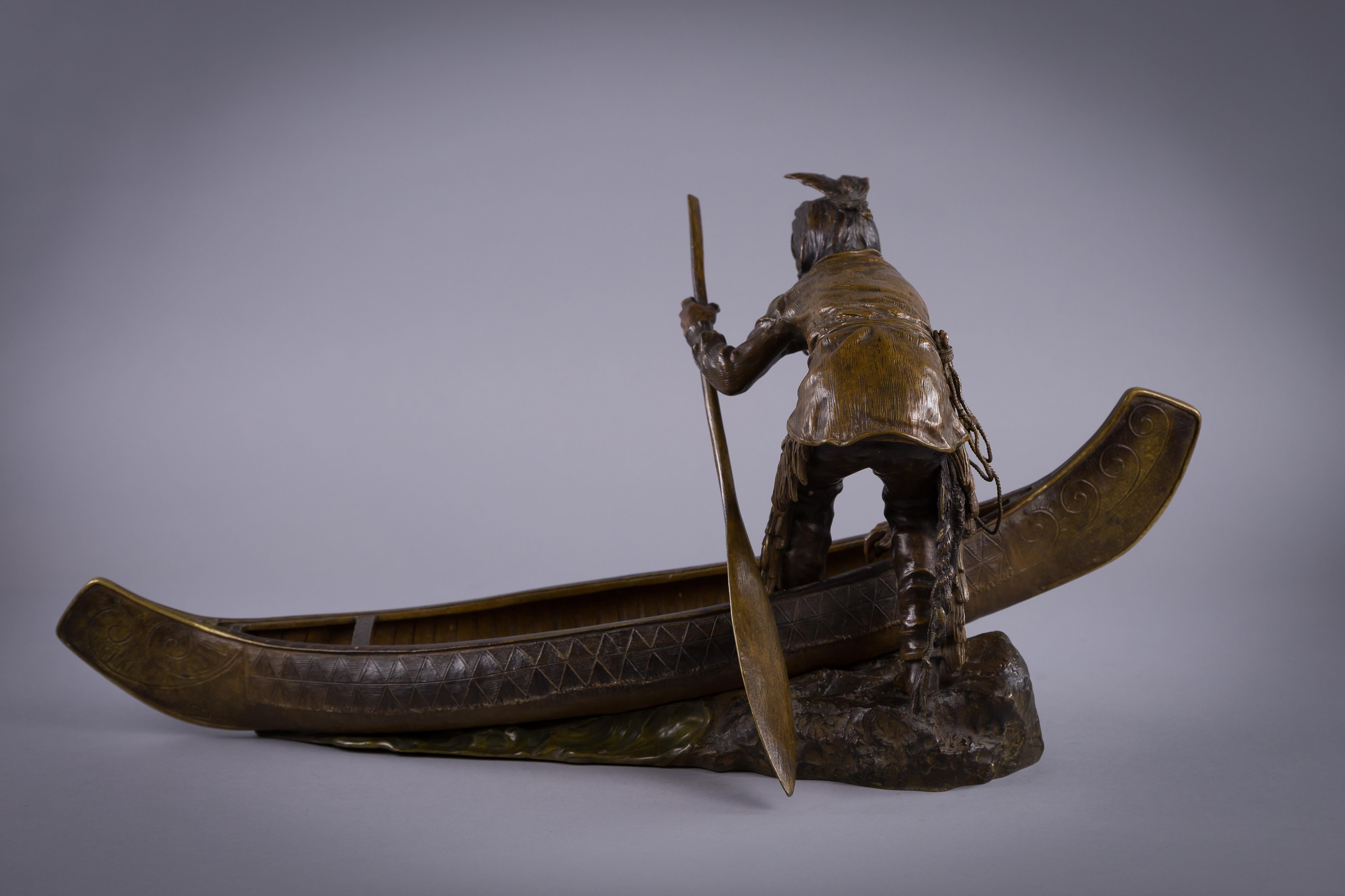 Bronzefigur einer indianischen Ureinwohnerin, die in einen Kanus stürzt, von Carl Kauba, 1865-1922 im Angebot 4