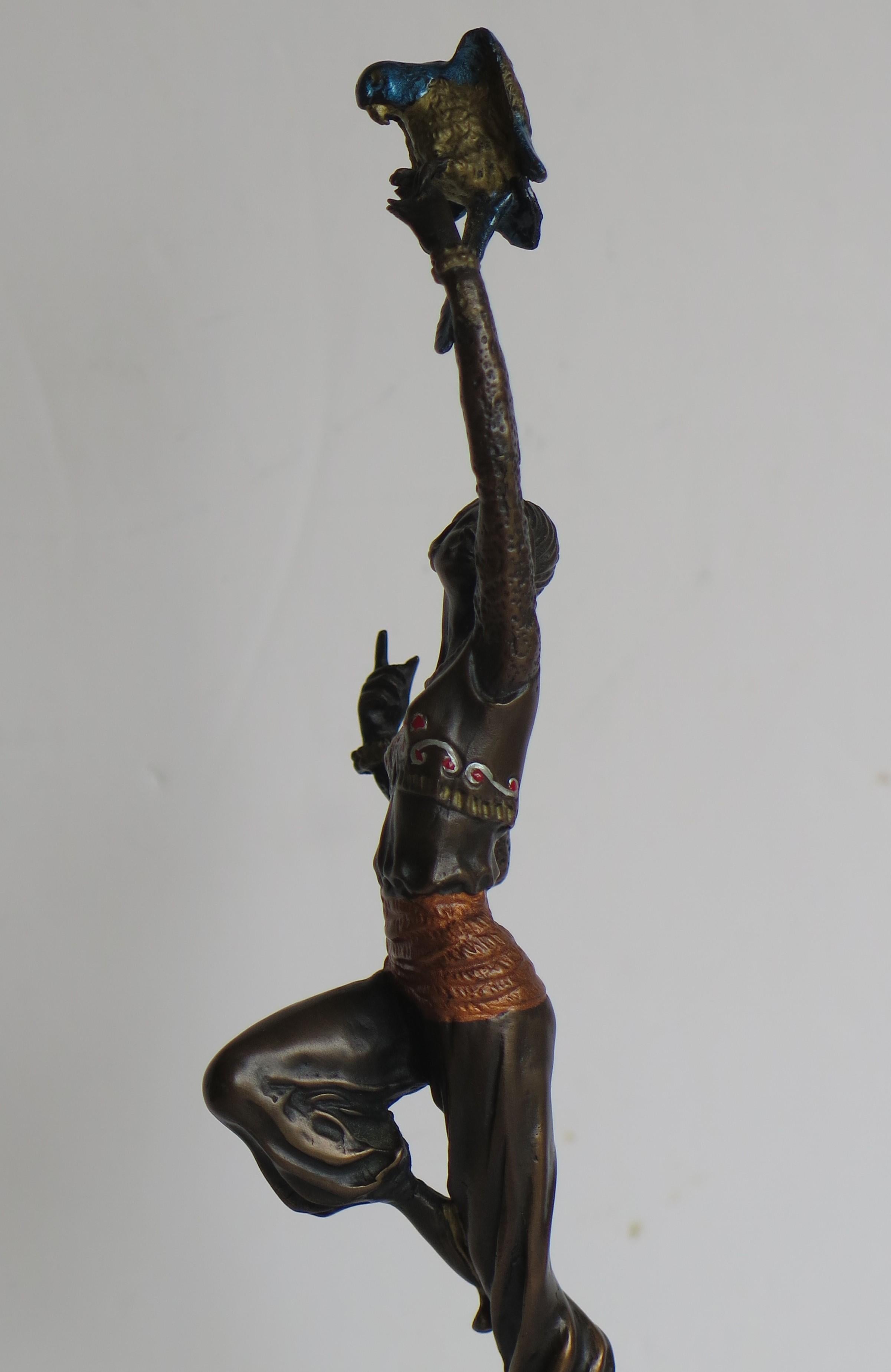 Sculpture de figurine en bronze de ou d'après Paul Philippe La Danseur Perroquet, vers 1920 en vente 3
