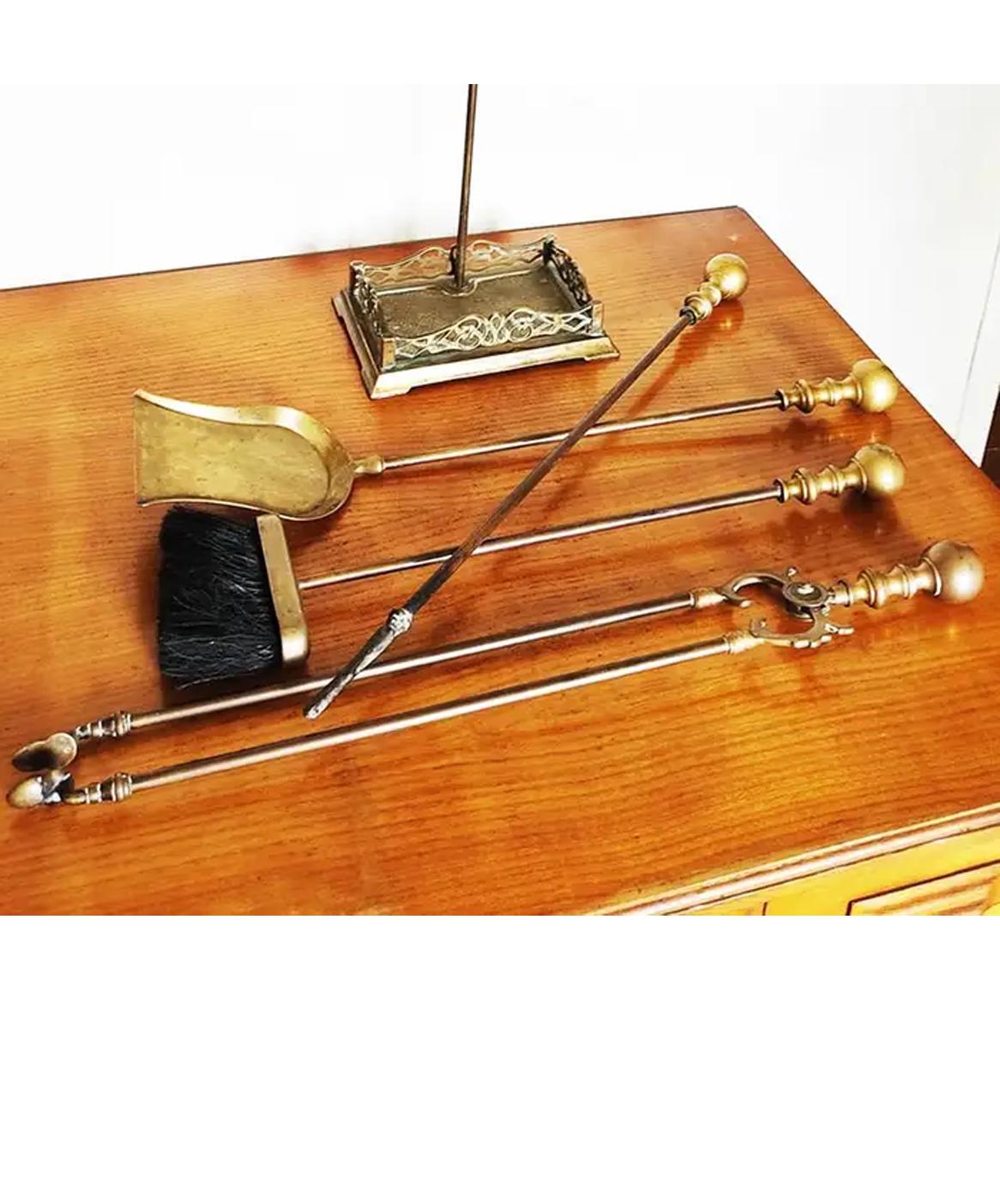 Bronze Fireplace Utensils From The Early 20th Century or Earlier For Sale 1