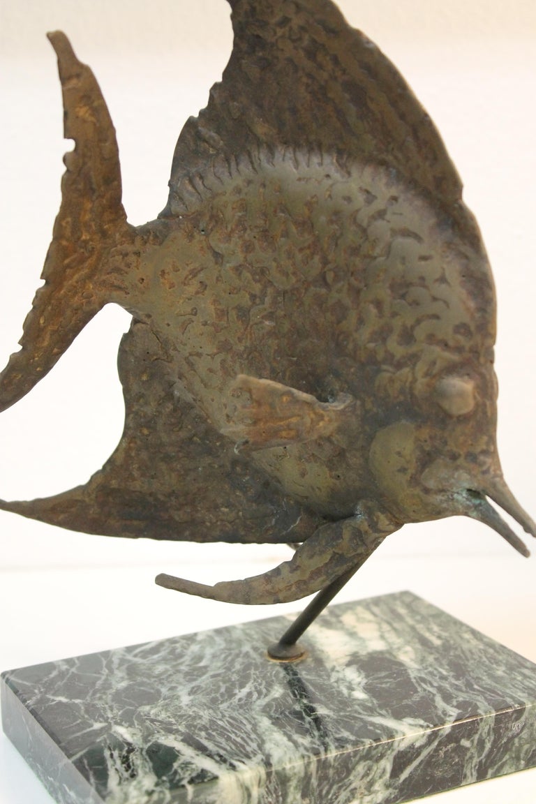 Bronze Fish Sculpture on Marble Base by G. TATE For Sale at 1stDibs