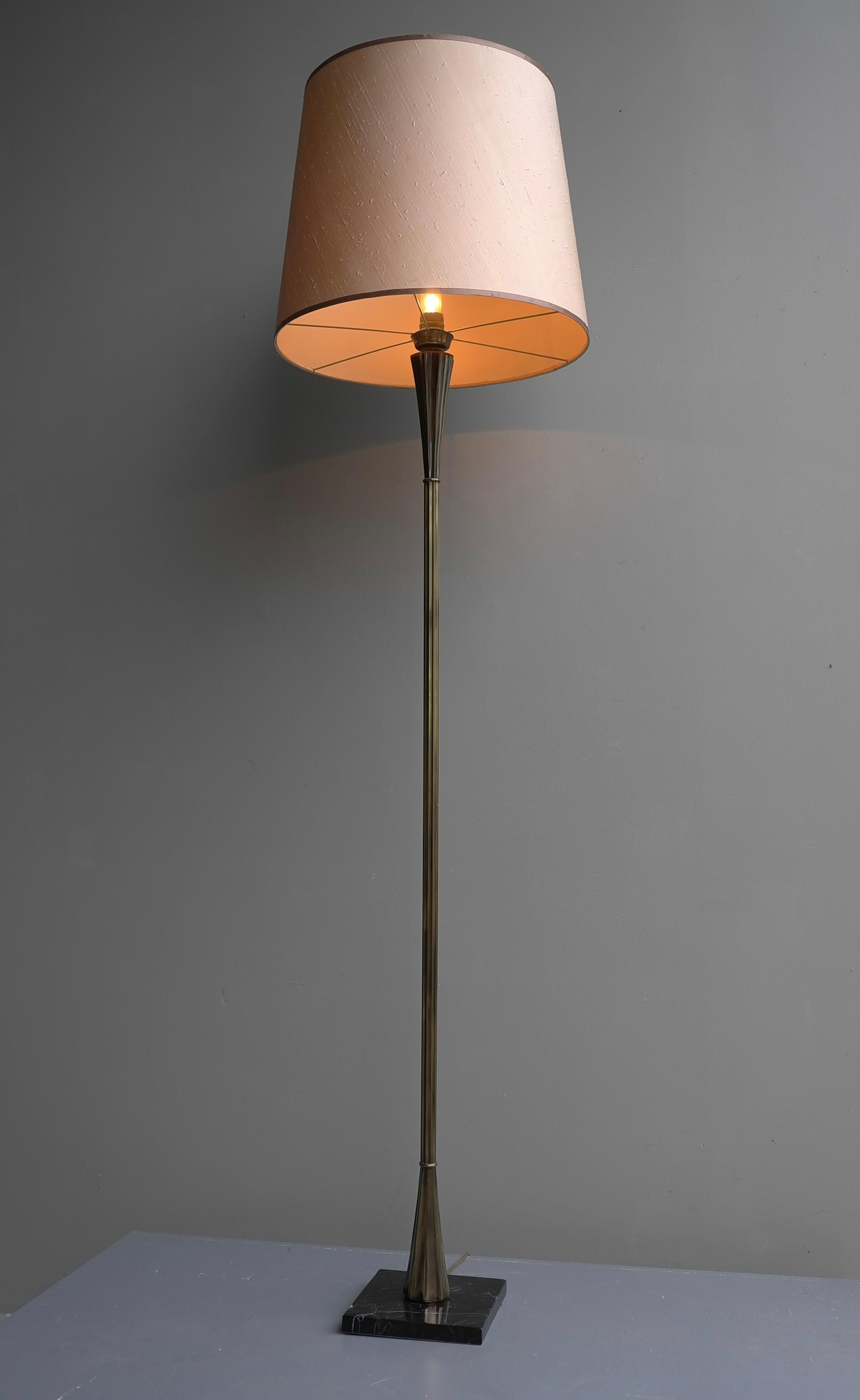 Late 20th Century Bronze Floor Lamp with Black Marble Base and Silk Shade, Italy 1970's For Sale
