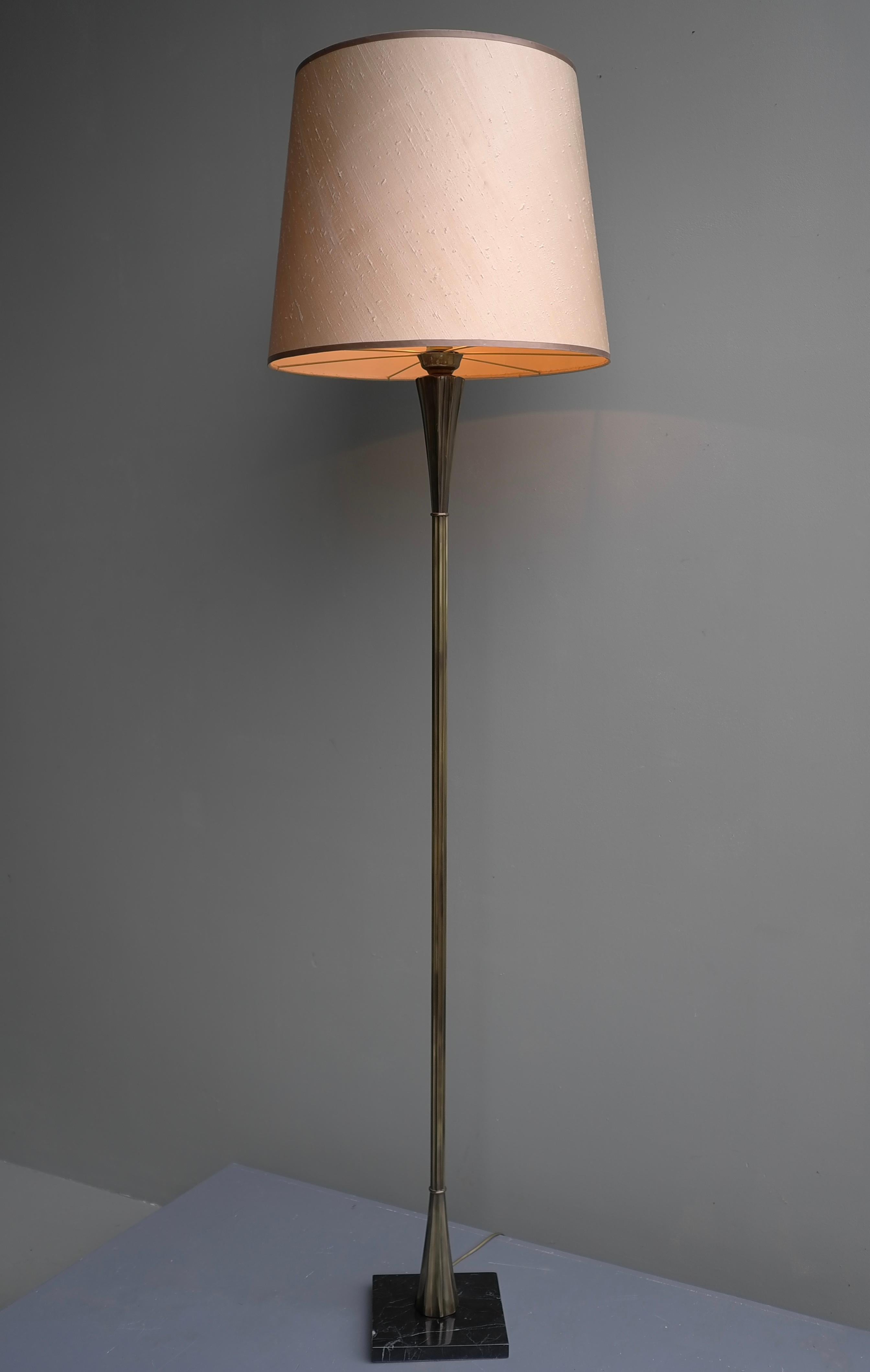 Bronze Floor Lamp with Black Marble Base and Silk Shade, Italy 1970's For Sale 1