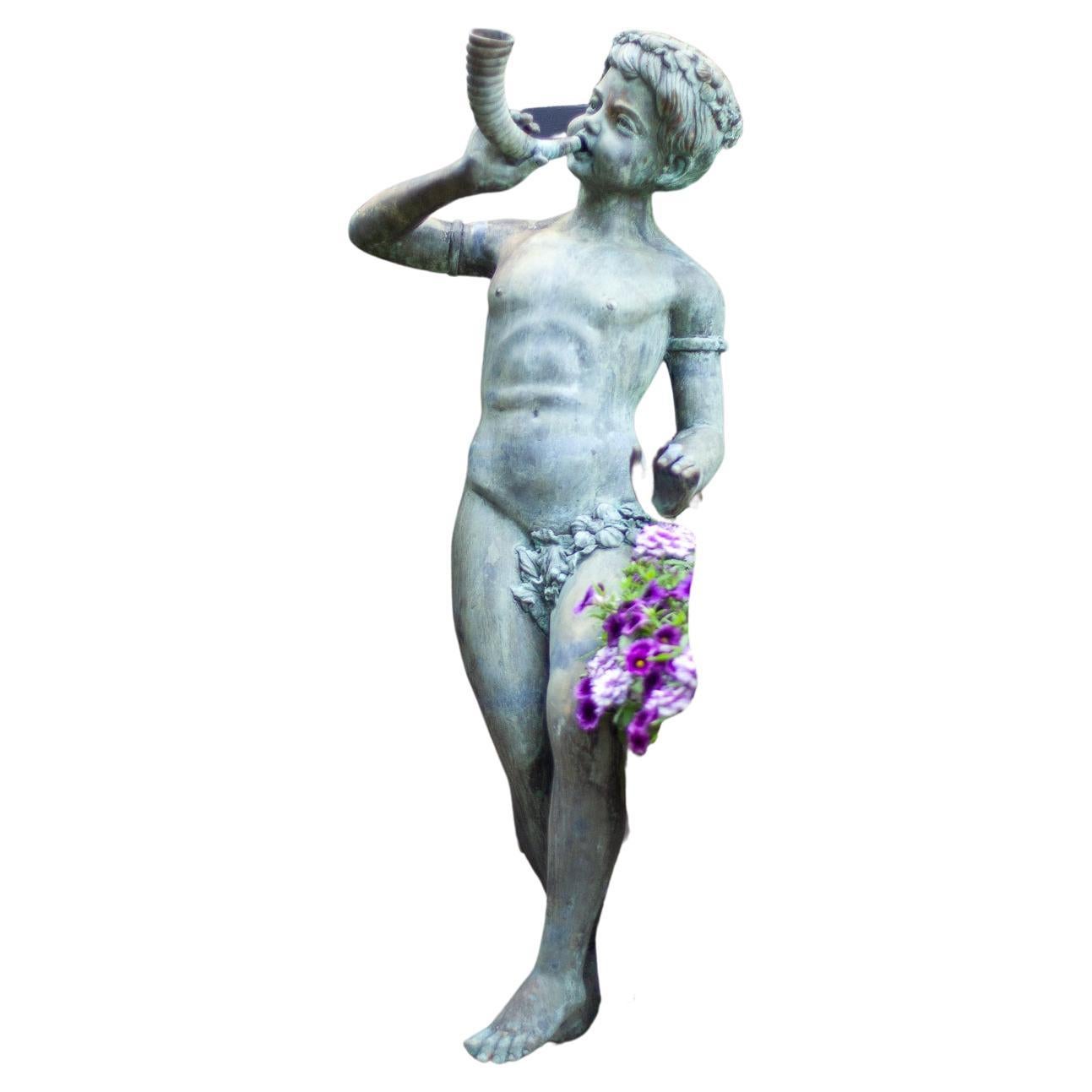Figure de fontaine en bronze
