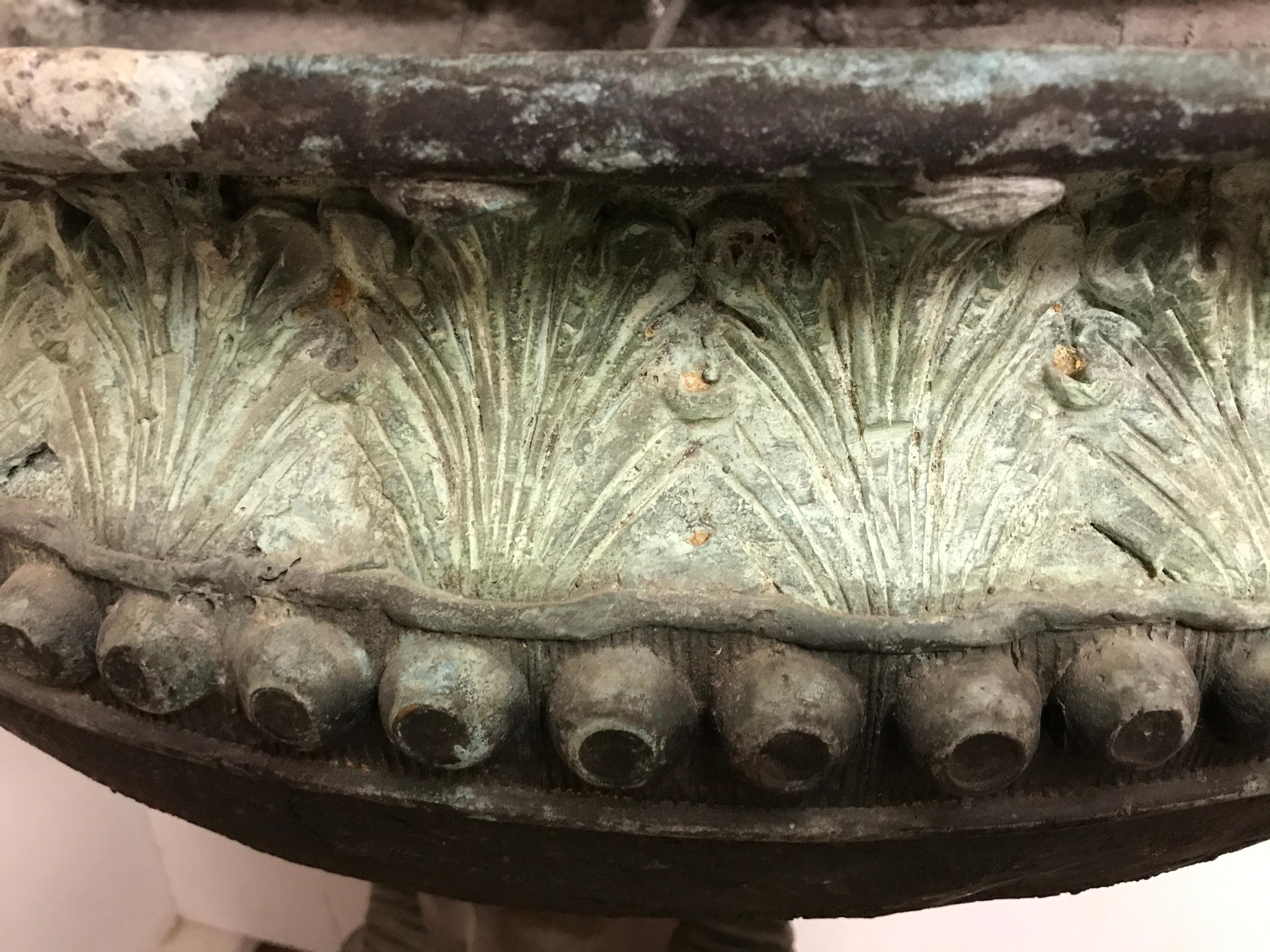 Fontaine en bronze Bon état - En vente à West Palm Beach, US