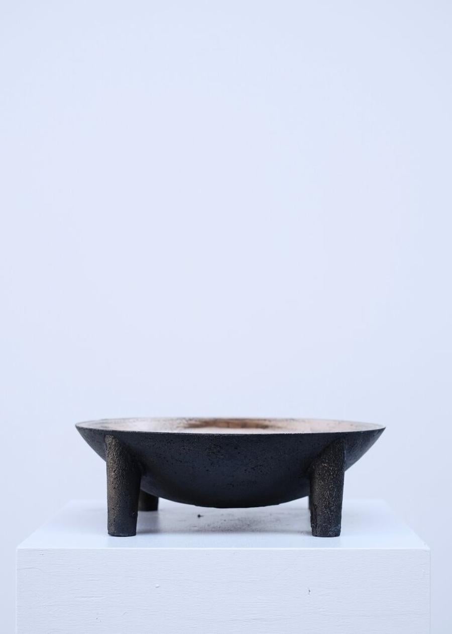 Modern Bronze Four-Legged Bowl, Signed Arno Declercq For Sale