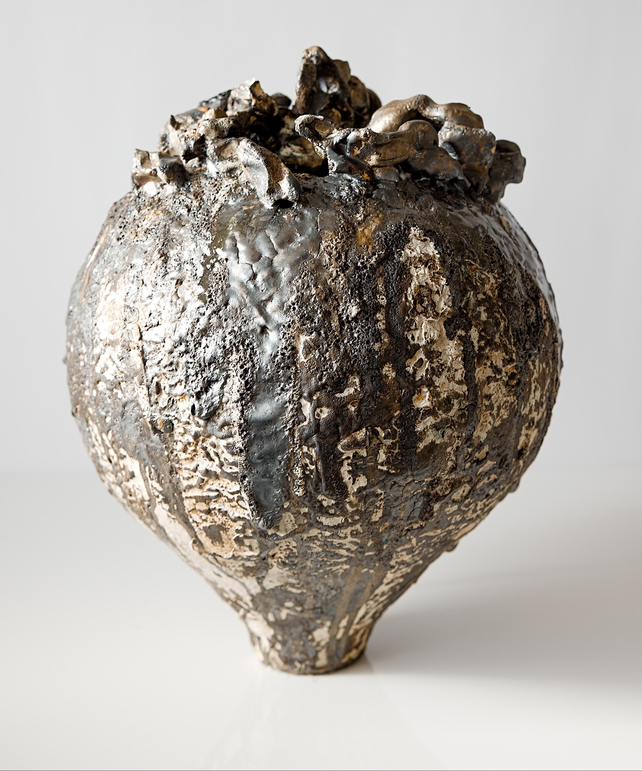 Fragment de bronze Fubuki Moon Pod Vase II ! en vente 1