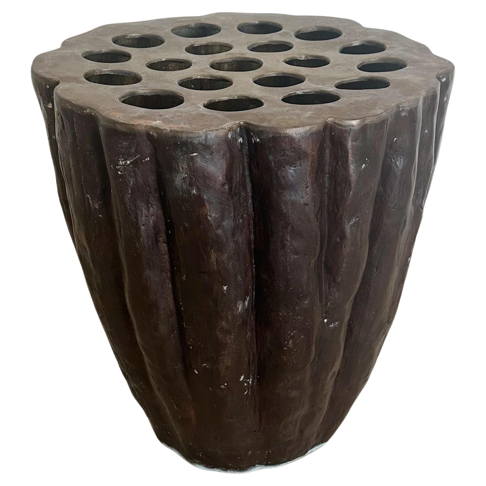 Tabouret de jardin / table d'appoint en bronze, fin du 20e siècle