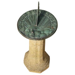 Cadran solaire de jardin en bronze sur base de galets:: vers 1890