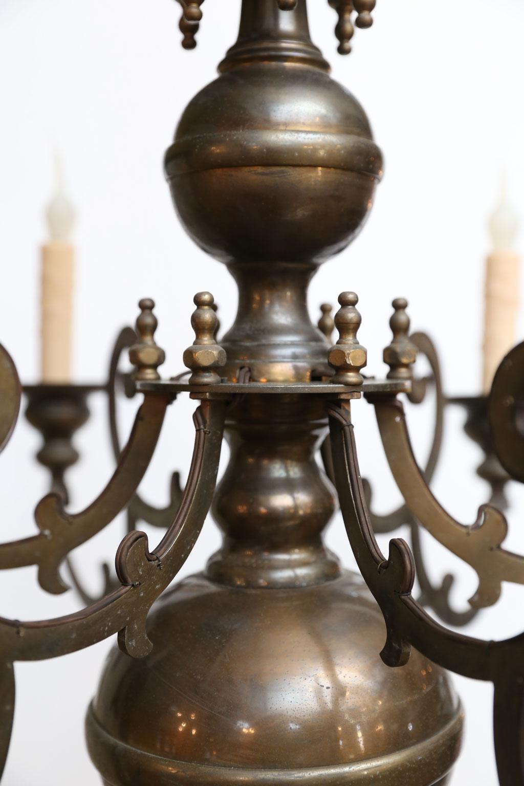 Cast Antique Bronze Georgian-Style Chandelier with Flat Arms and Beautiful Patina