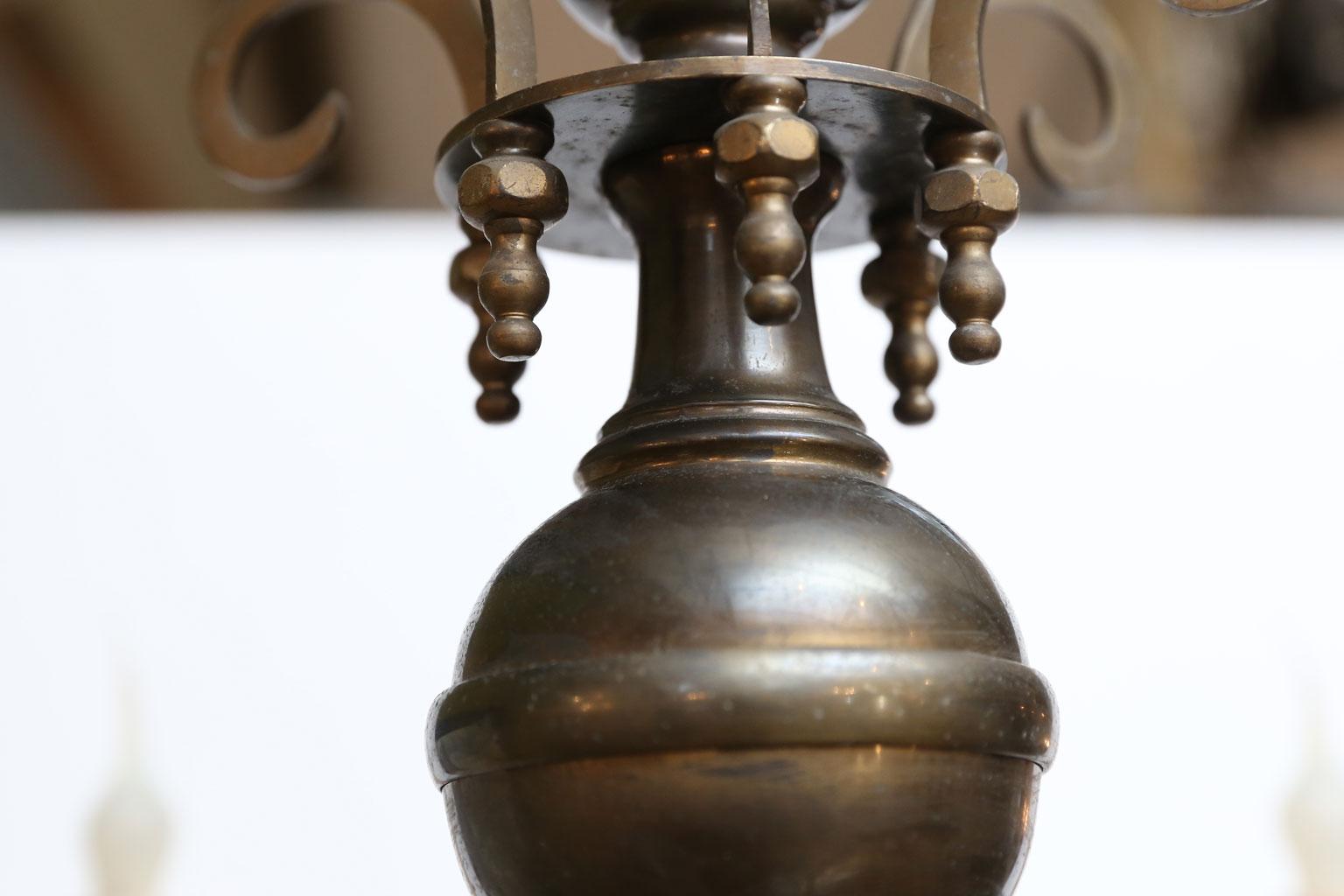 Antique Bronze Georgian-Style Chandelier with Flat Arms and Beautiful Patina In Good Condition In Houston, TX