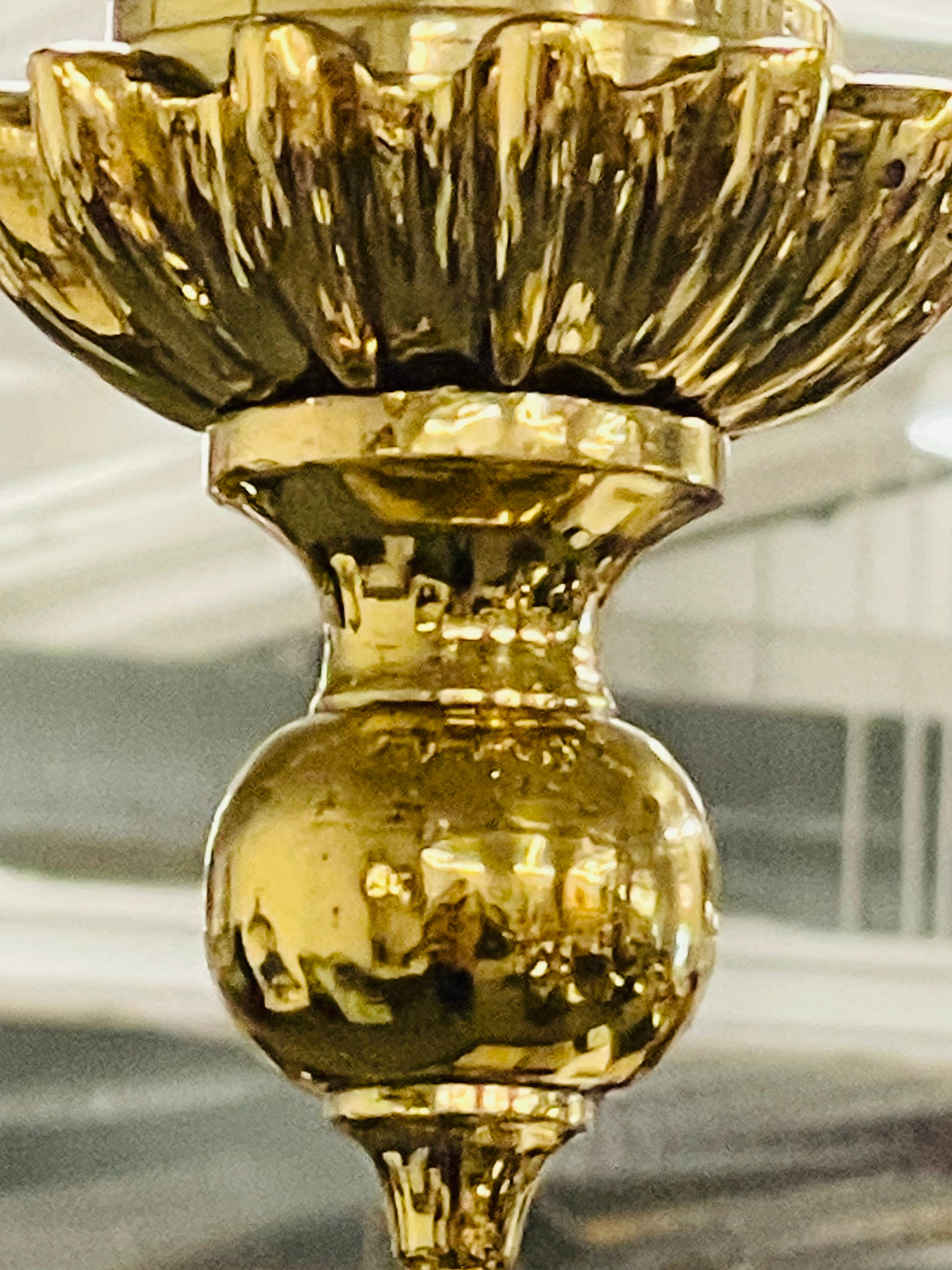 Bronze Georgian Style Kronleuchter mit acht Lights im Angebot 7