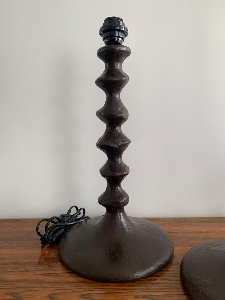 Bronze Giacometti Style Sculptural Table Lamps France 1990 a Pair In Excellent Condition For Sale In Paris, FR