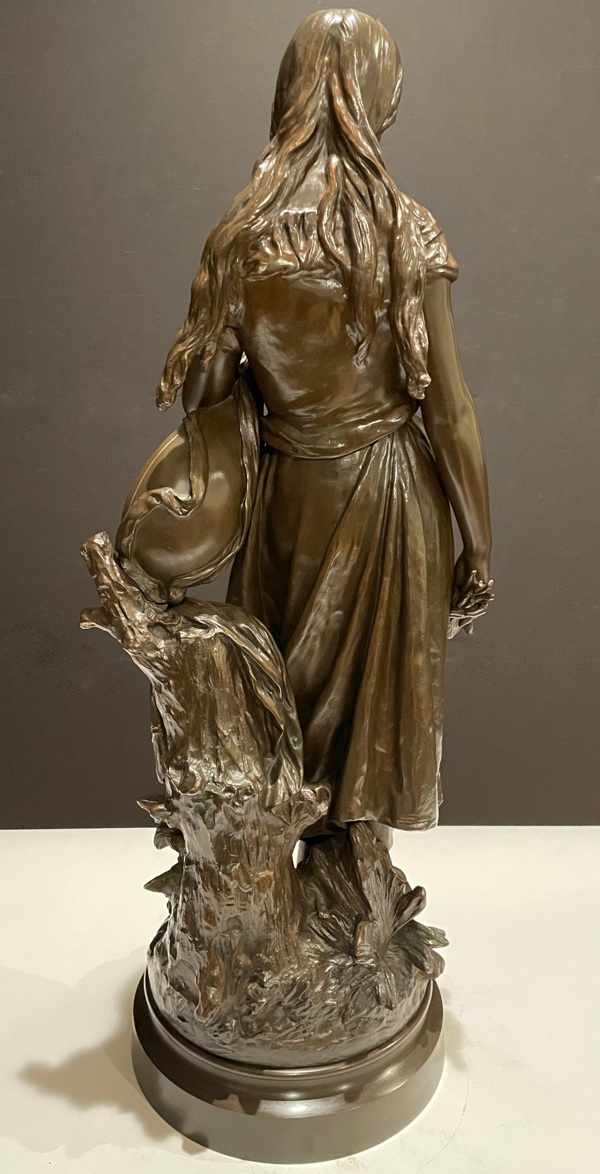 Bronze junges Mädchen von Hippolyte Francois Moreau „Mignon“ aus Bronze im Zustand „Gut“ im Angebot in Norwood, NJ