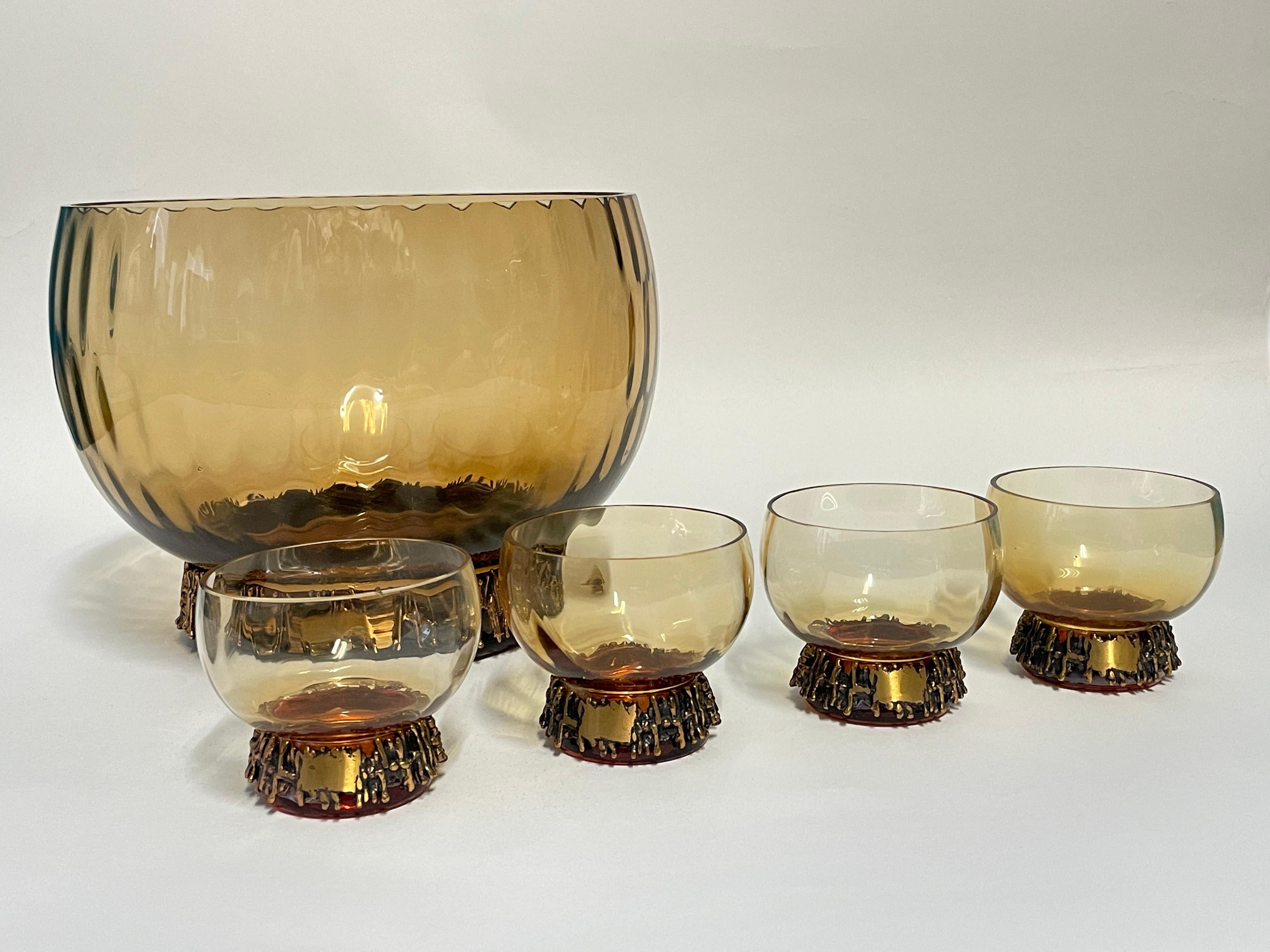 Scandinavian Modern Bronze/Glass Bowl and 4pcs Punch Glasses from 1960s by Pentti Sarpaneva For Sale