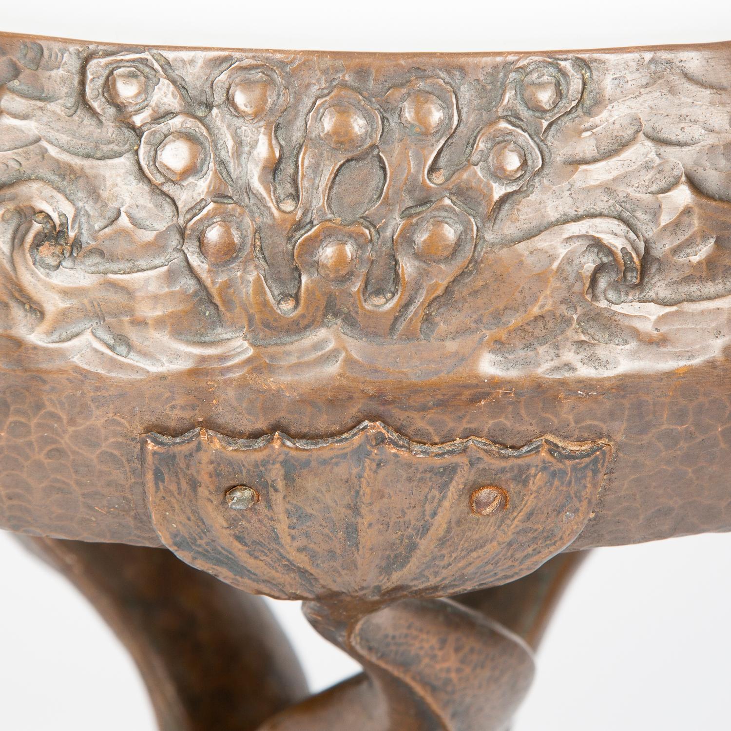 European Bronze and Glass Jugenstil Table Lamp