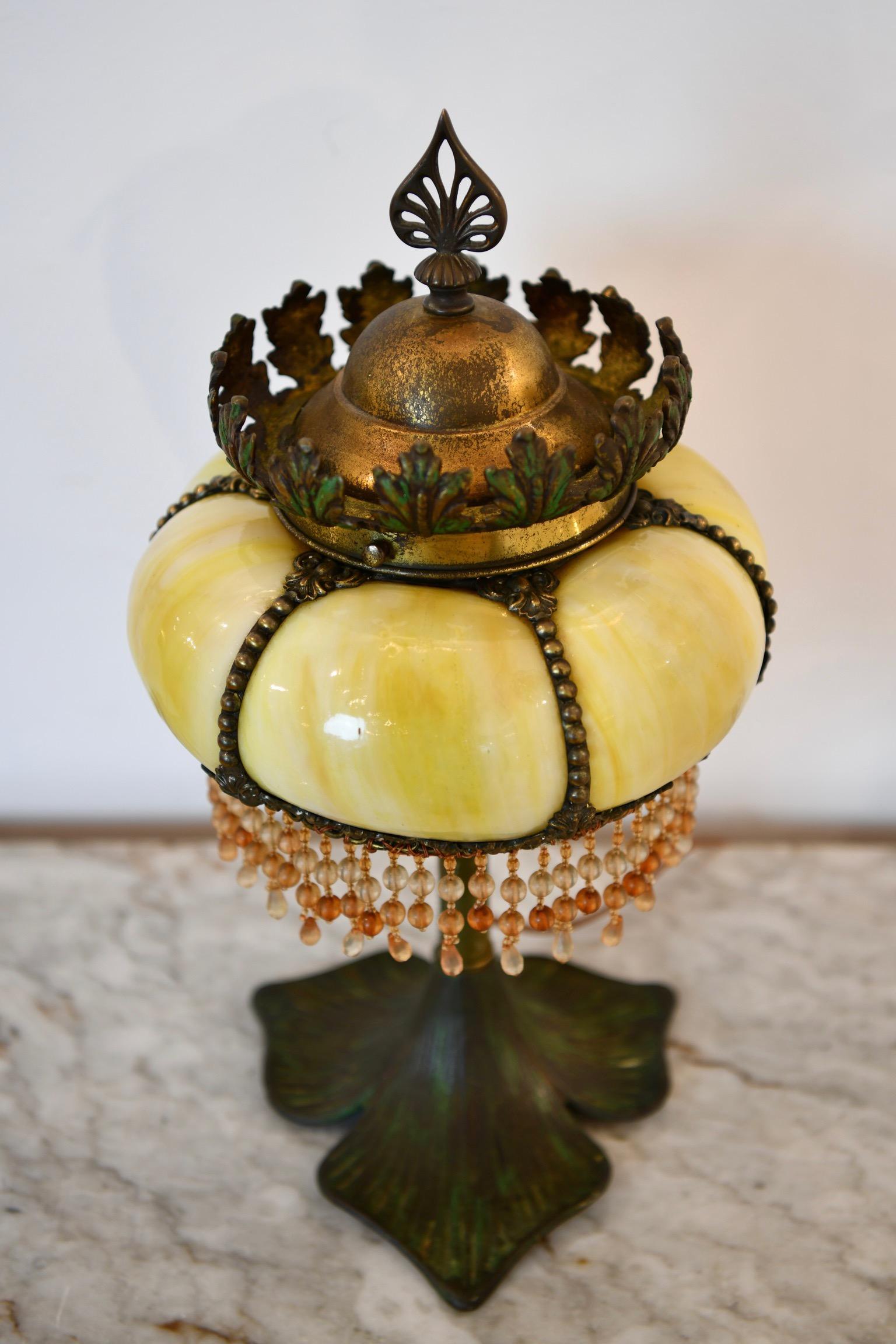 Bronze & Glass Table Lamp with Beads In Good Condition For Sale In Brooklyn, NY