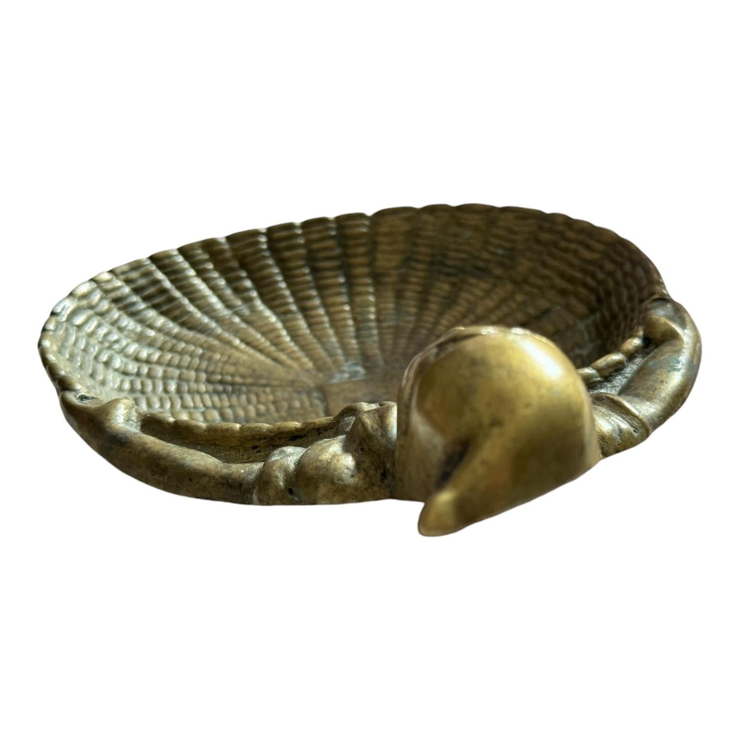 Bronze Gnome Holding Basket Trinket Dish Tray Desktop Item, Vintage Italy In Good Condition For Sale In Nuernberg, DE