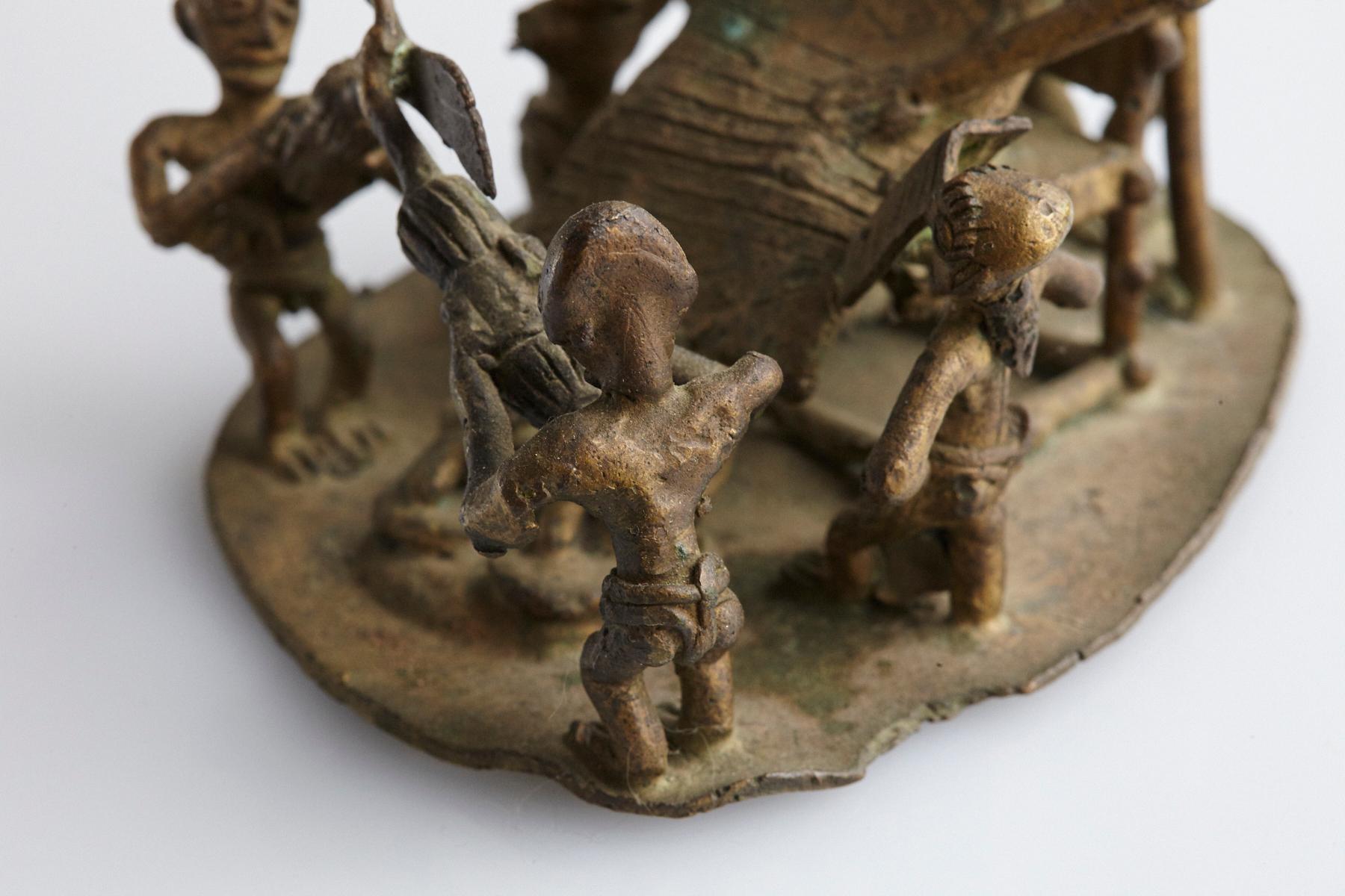 20th Century Bronze Group, Chief with Servants, Asante People, Ghana, 1950s For Sale