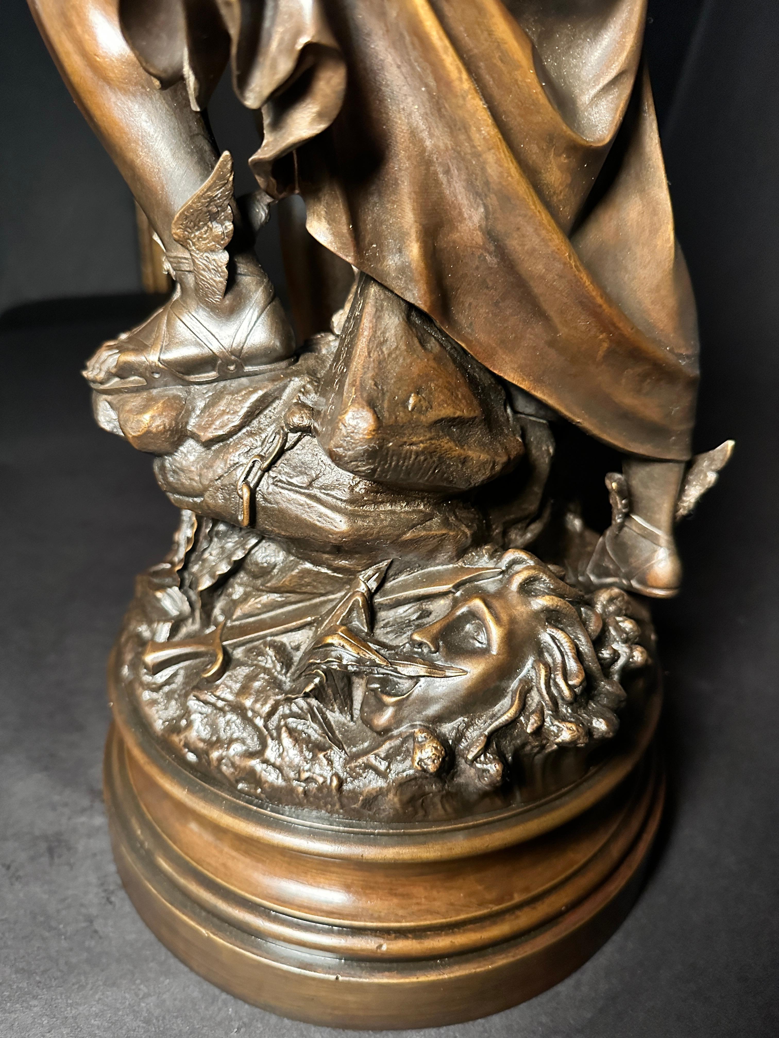 Groupe en bronze Persée et Andromeda par Jean-Louis Gregoire Bon état - En vente à Norwood, NJ