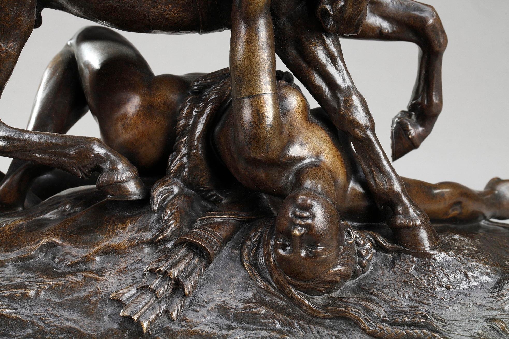 Ce groupe en bronze patiné de haute qualité a été créé par le célèbre sculpteur français Jean-François-Théodore Gechter. Il met en scène une amazone blessée qui s'est sentie hors de son cheval. Cette image sensuelle d'une femme nue est très