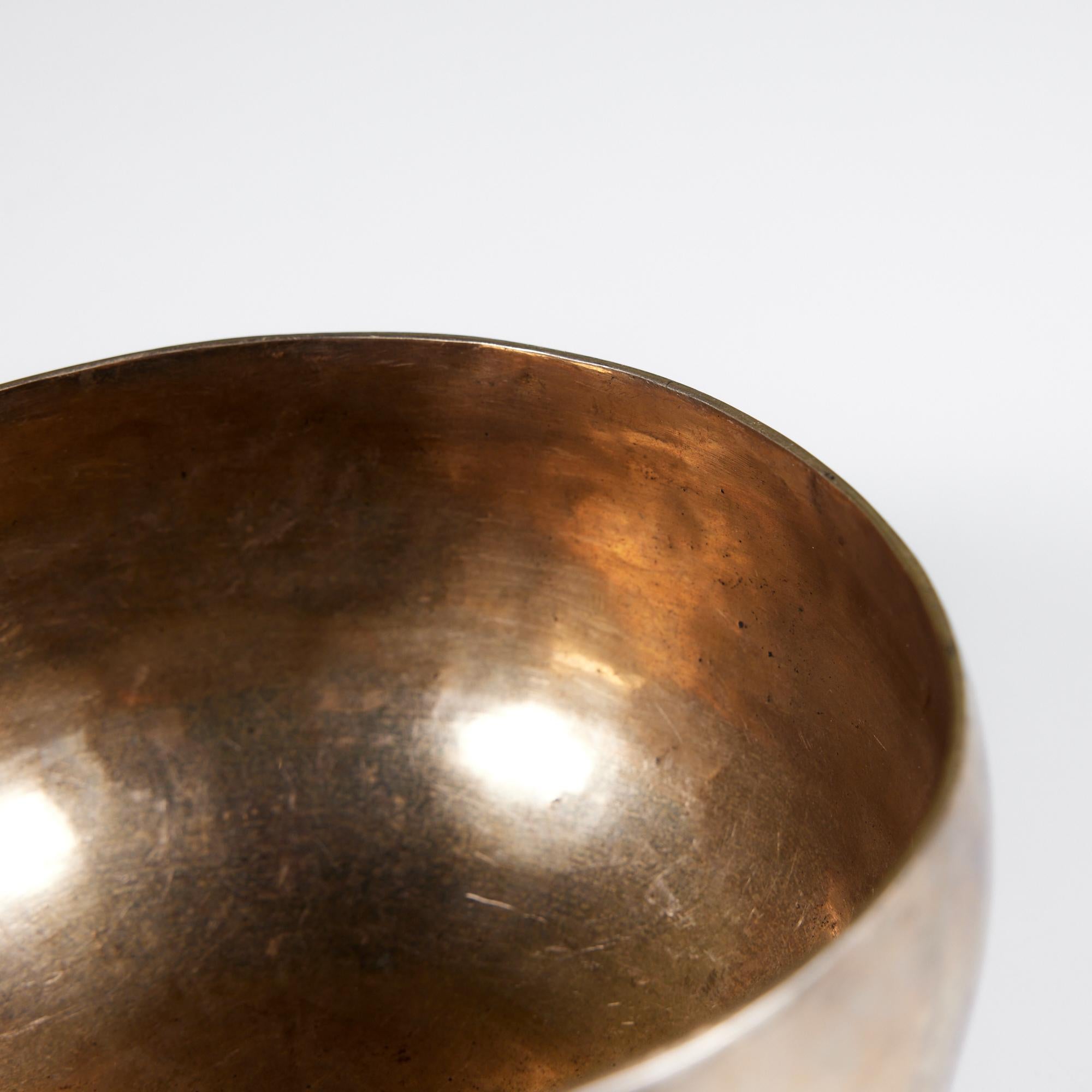 Bronze Hammered Tibetan Singing Bowl 4