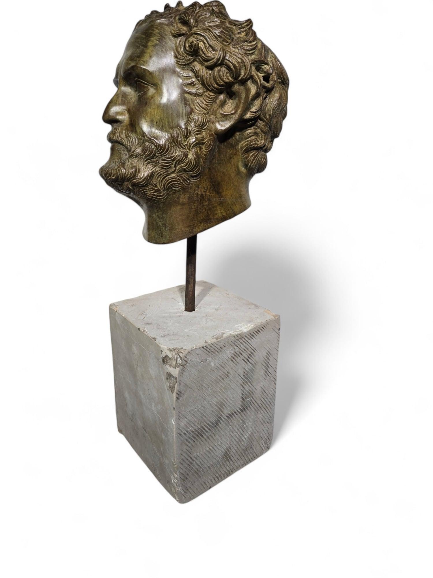 TESTA DI BRONZO  di  UN FILOSOFO GRECO in vendita 7
