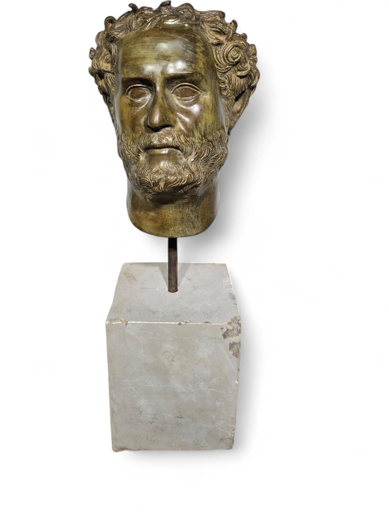 TESTA DI BRONZO  di  UN FILOSOFO GRECO in vendita 8