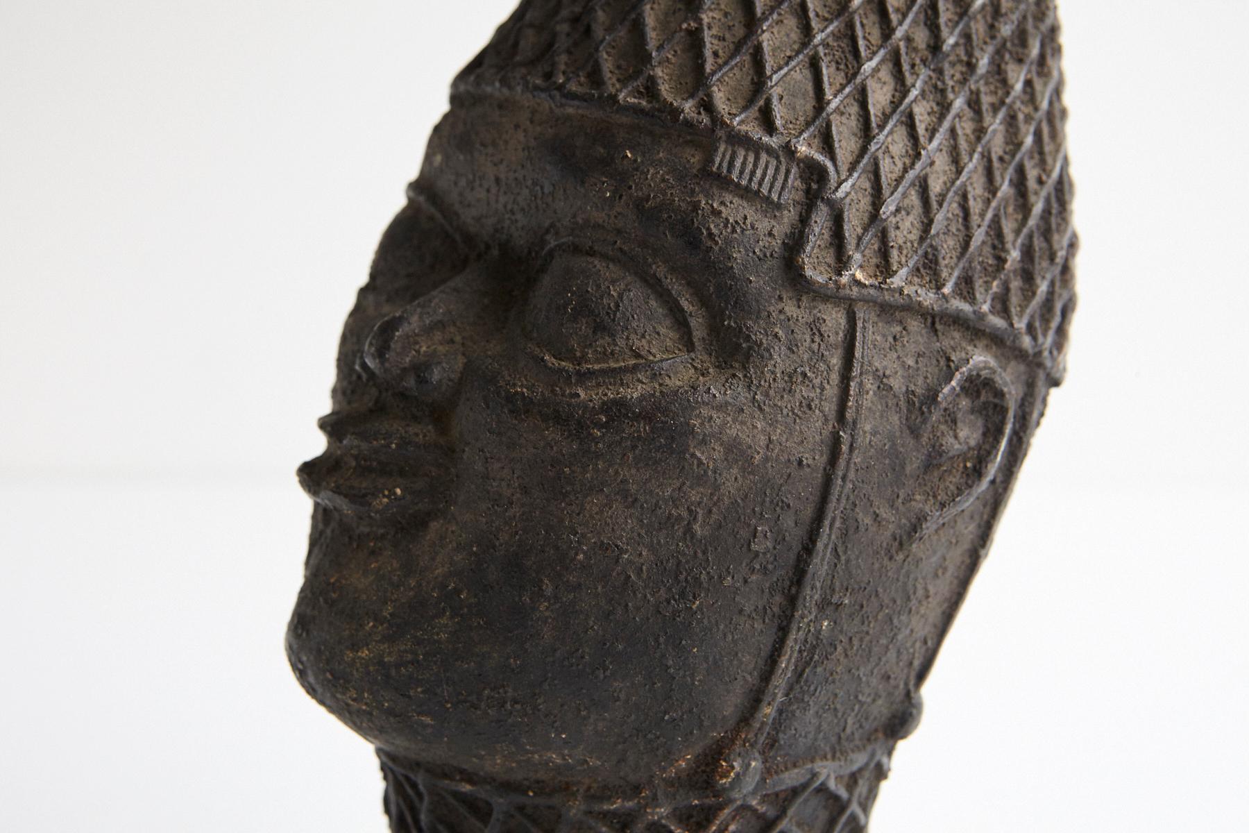 Bronze Head of an Oba, Yoruba People, 1950s For Sale 1
