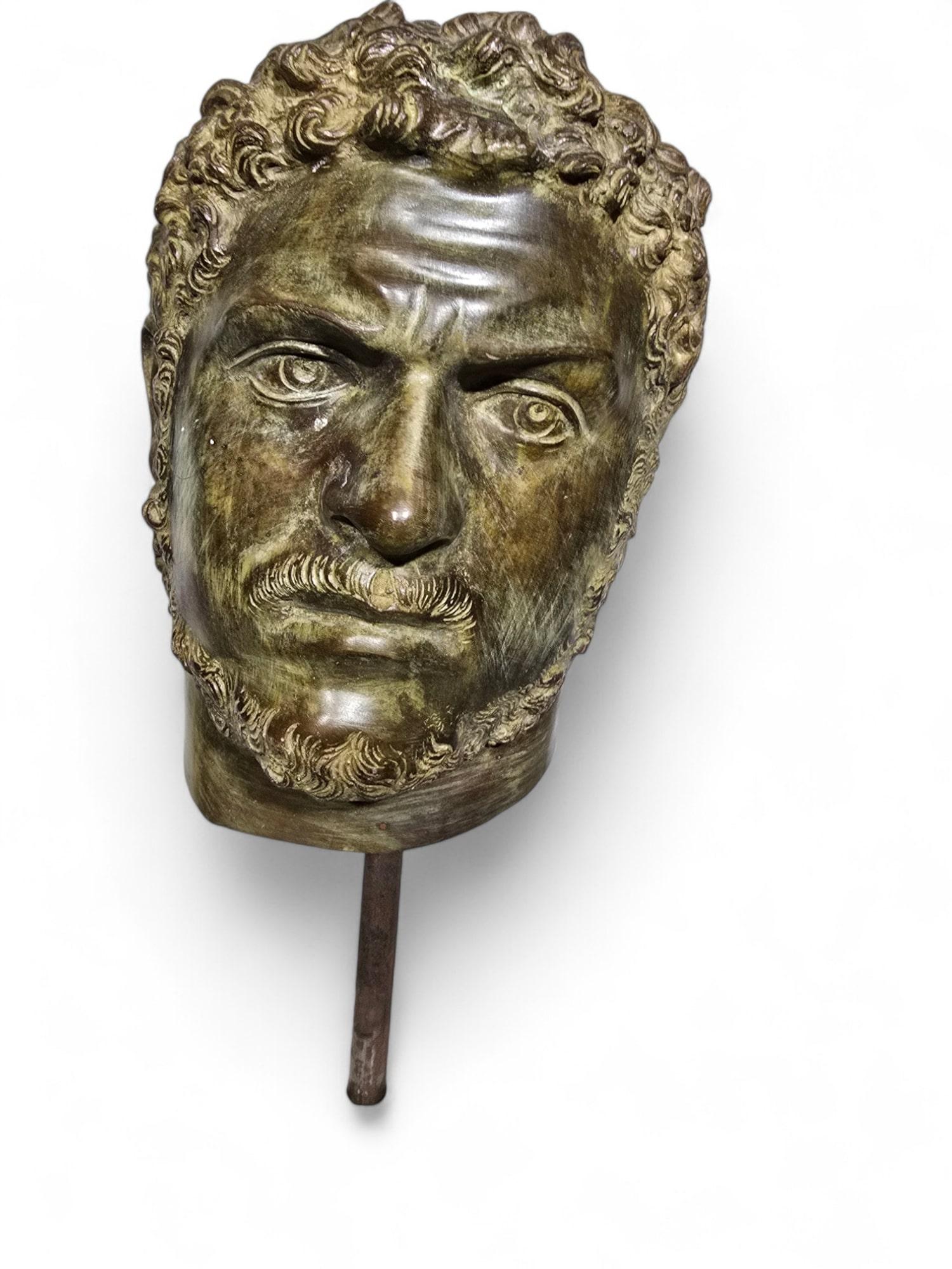 TESTA DI BRONZO DELL'IMPERATORE ROMANO CARACALLA in vendita 9