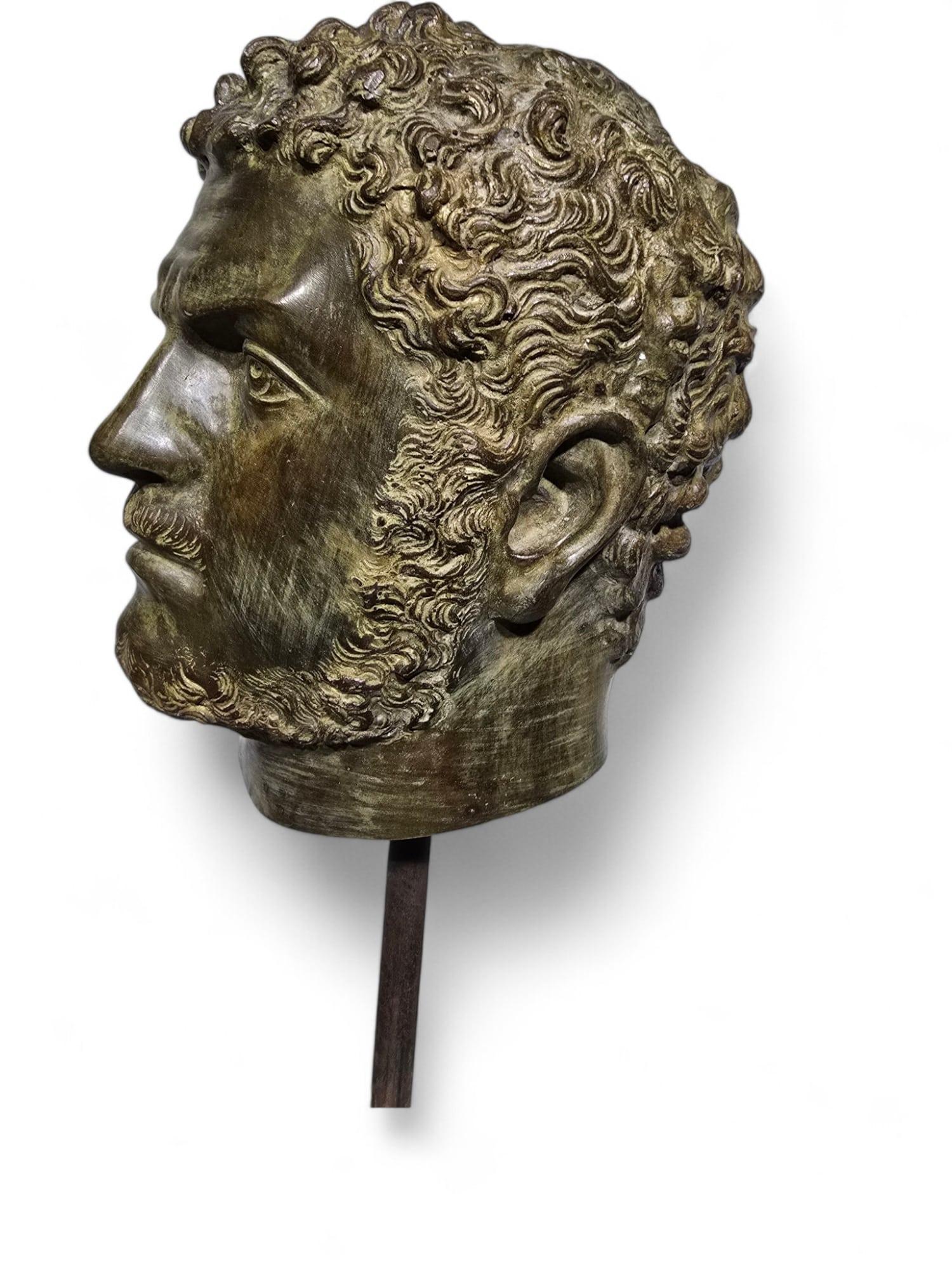 TESTA DI BRONZO DELL'IMPERATORE ROMANO CARACALLA in vendita 5