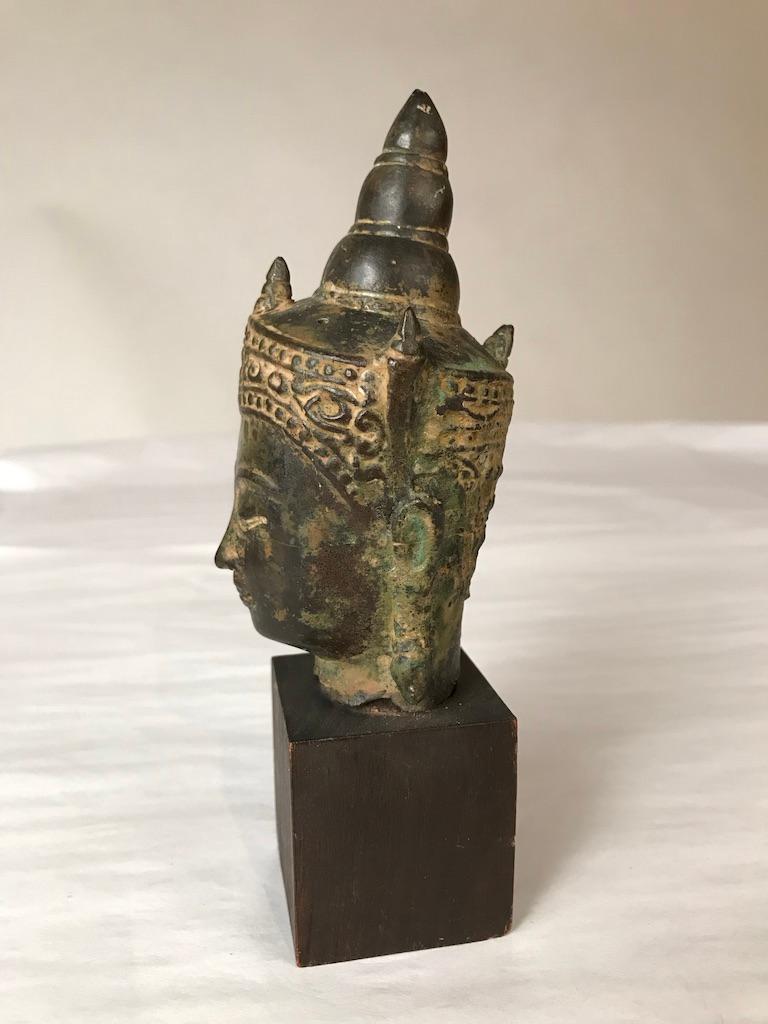 Bronzekopf des Buddha aus dem 17. Jahrhundert, Thailand (Thailändisch) im Angebot