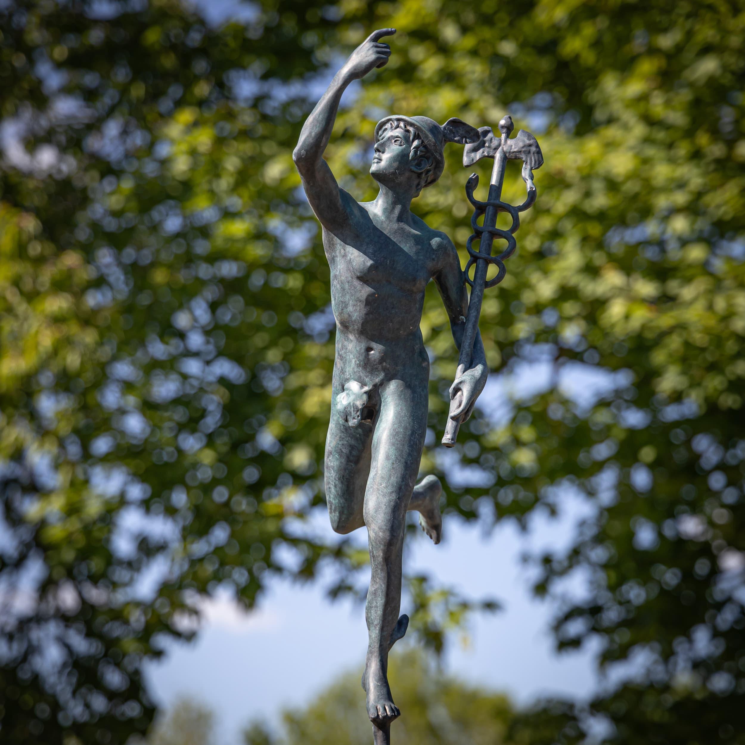 Escultura de bronce de Hermes según Giambologna, Siglo XX en venta 2