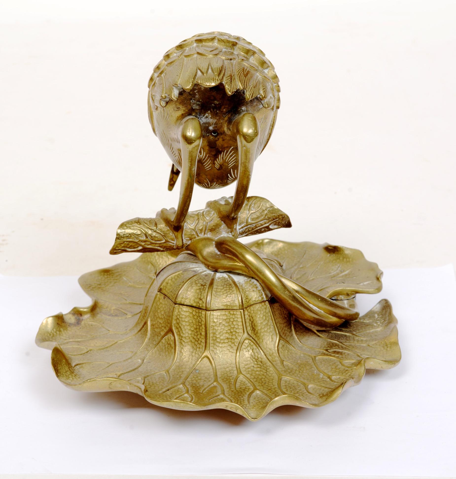 Bronze Heron & Frog Lily Pad Form Inkwell with Articulated Hinged Mouth Holder In Good Condition In valatie, NY