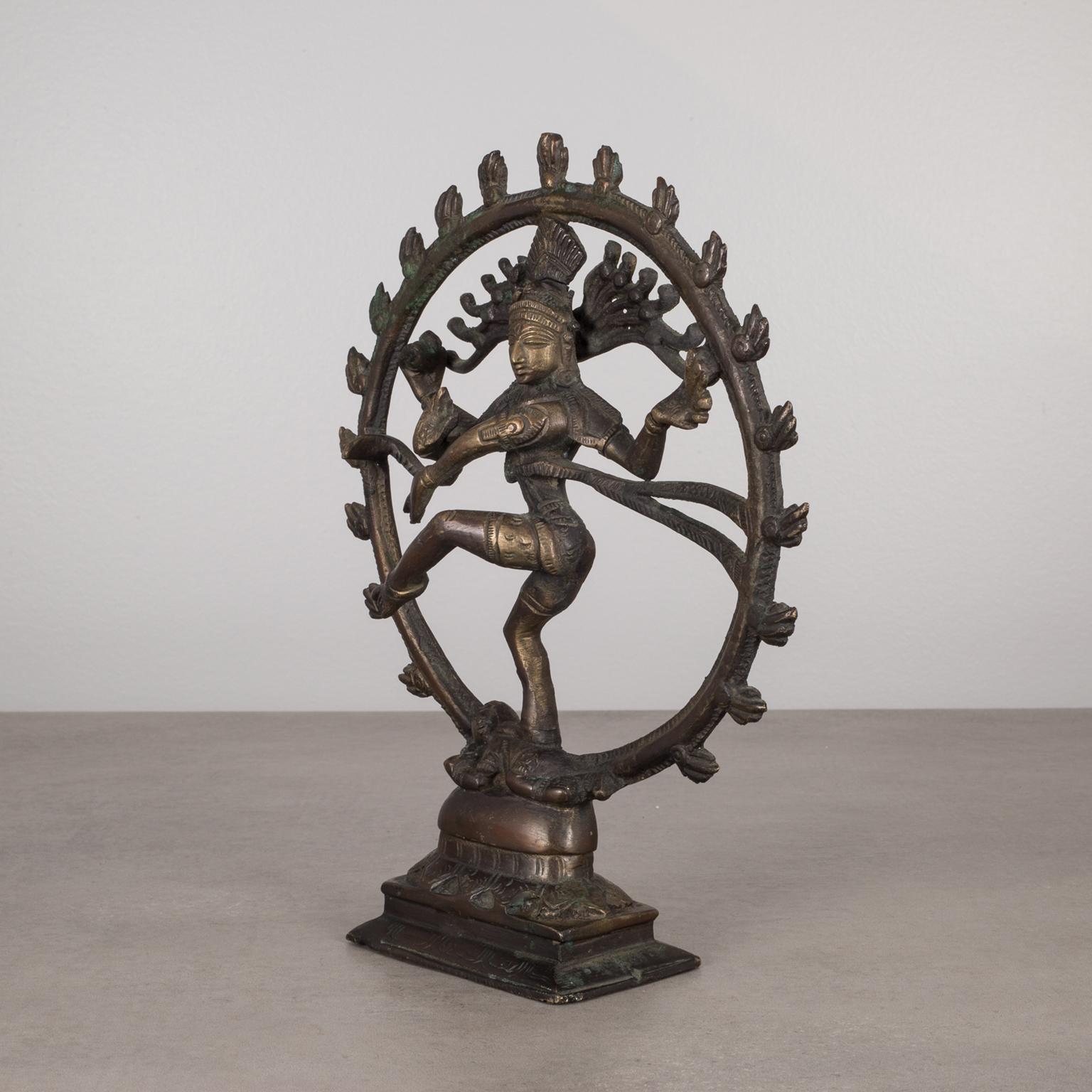 ABOUT

This is an original bronze metal Hindu statue of Shiva as 